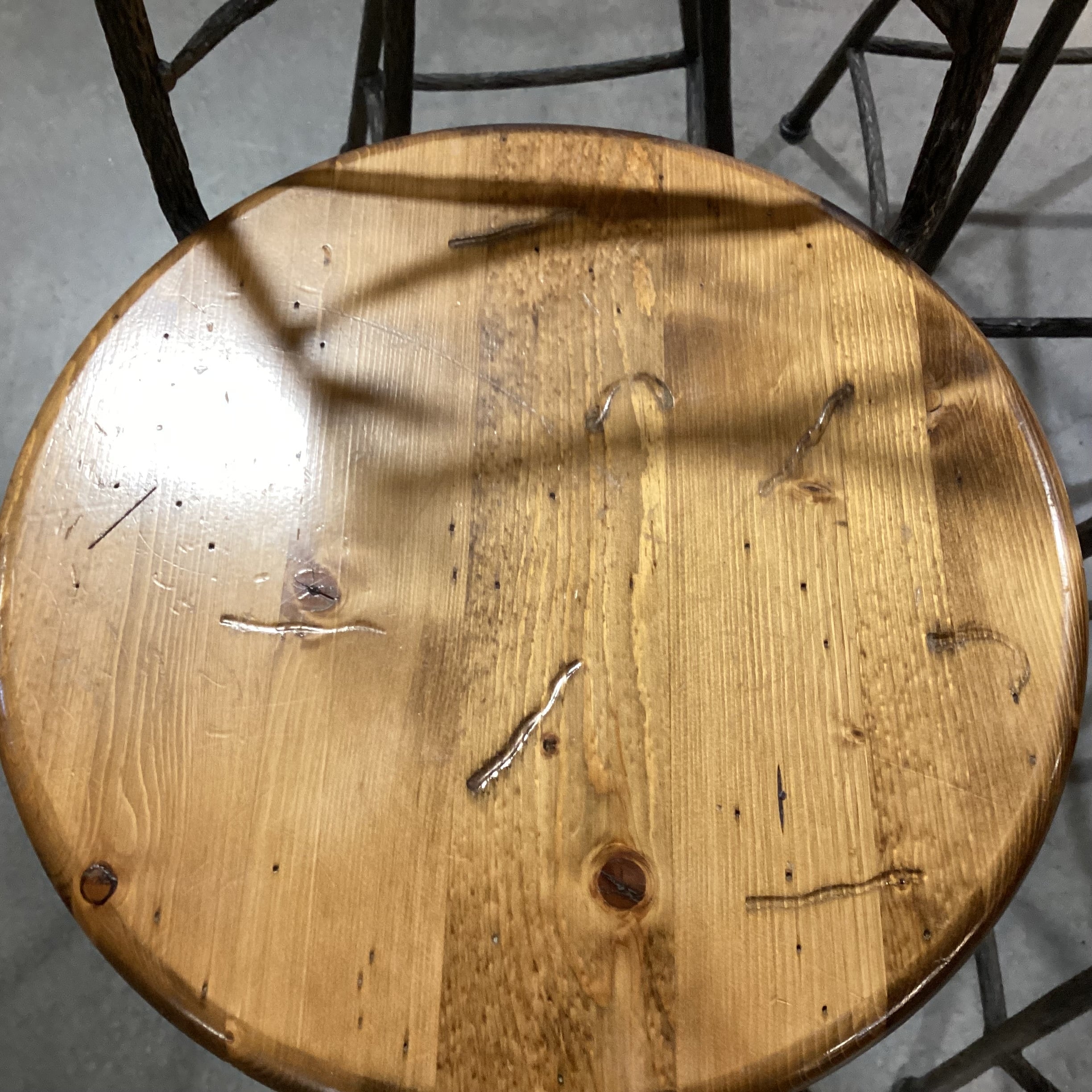 SET of 4 Pinecone & Branch Iron Solid Wood Swivel Seat Barstools 31"
