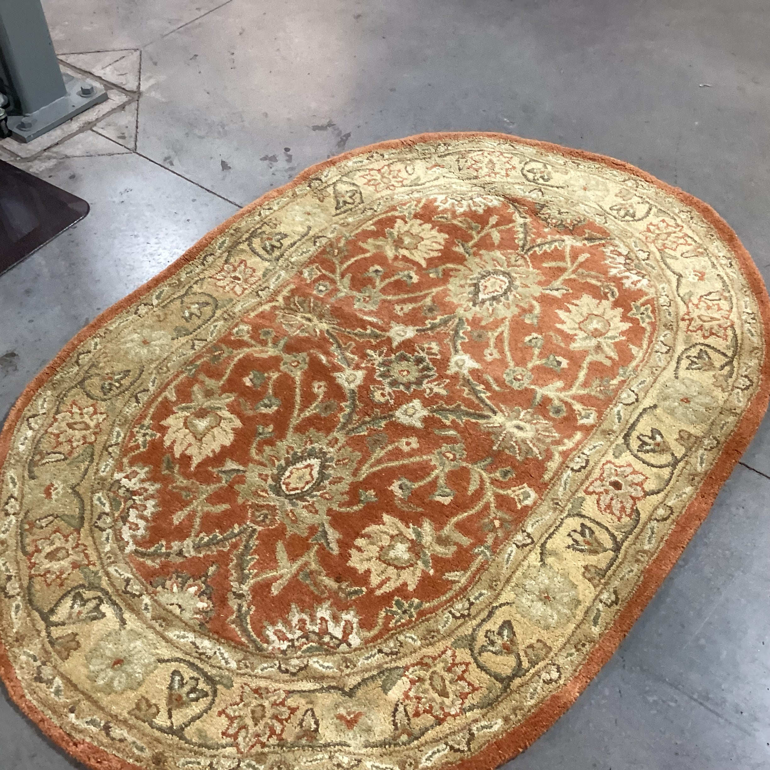 Safavieh Antiquity Rust Gold Oval Wool Pile Rug 4'6"x 6'6"