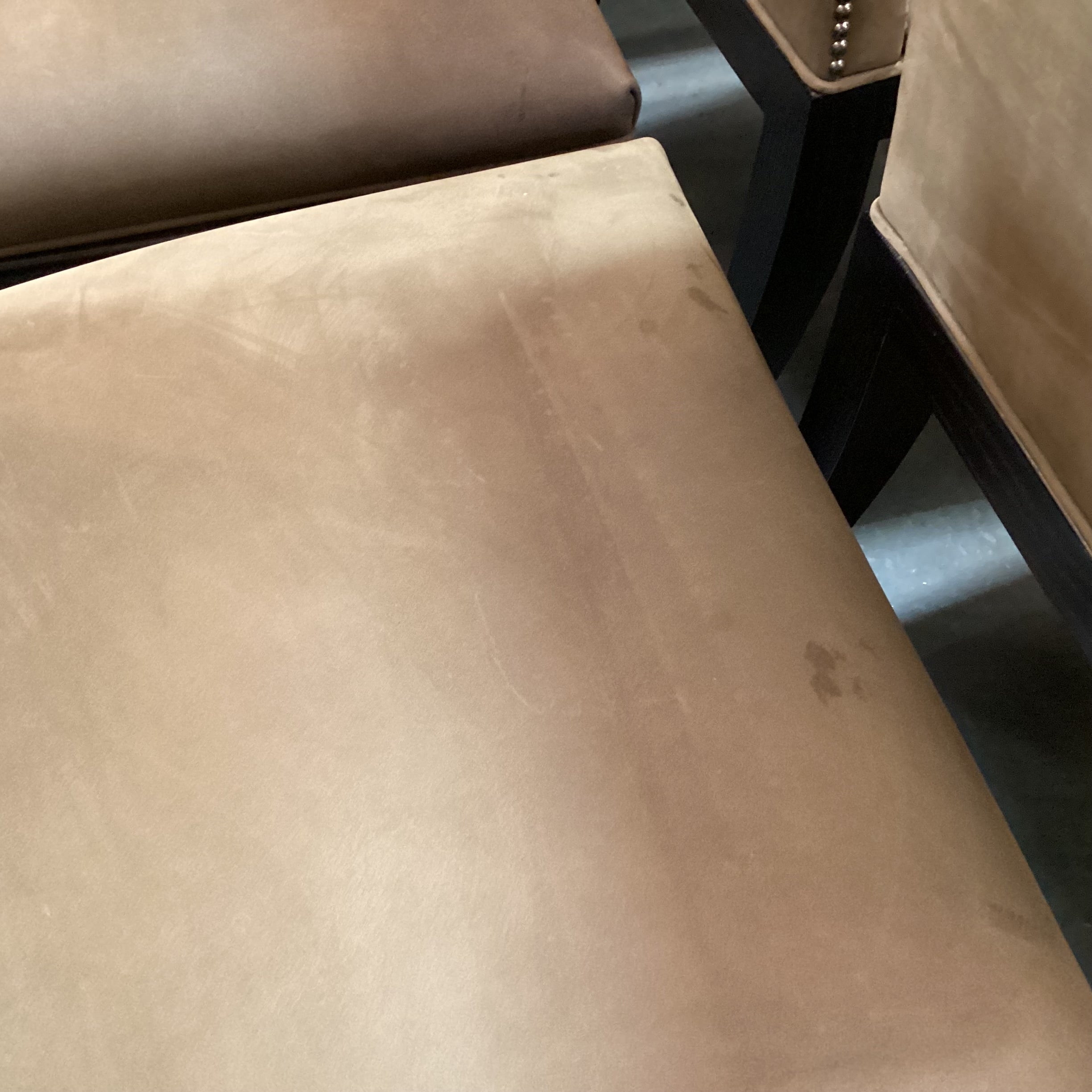 SET of 10 Hickory Chair Co Chelsea Brown Suede Nailhead & Dark Finish Wood Dining Chairs 22"x 25"x 42"
