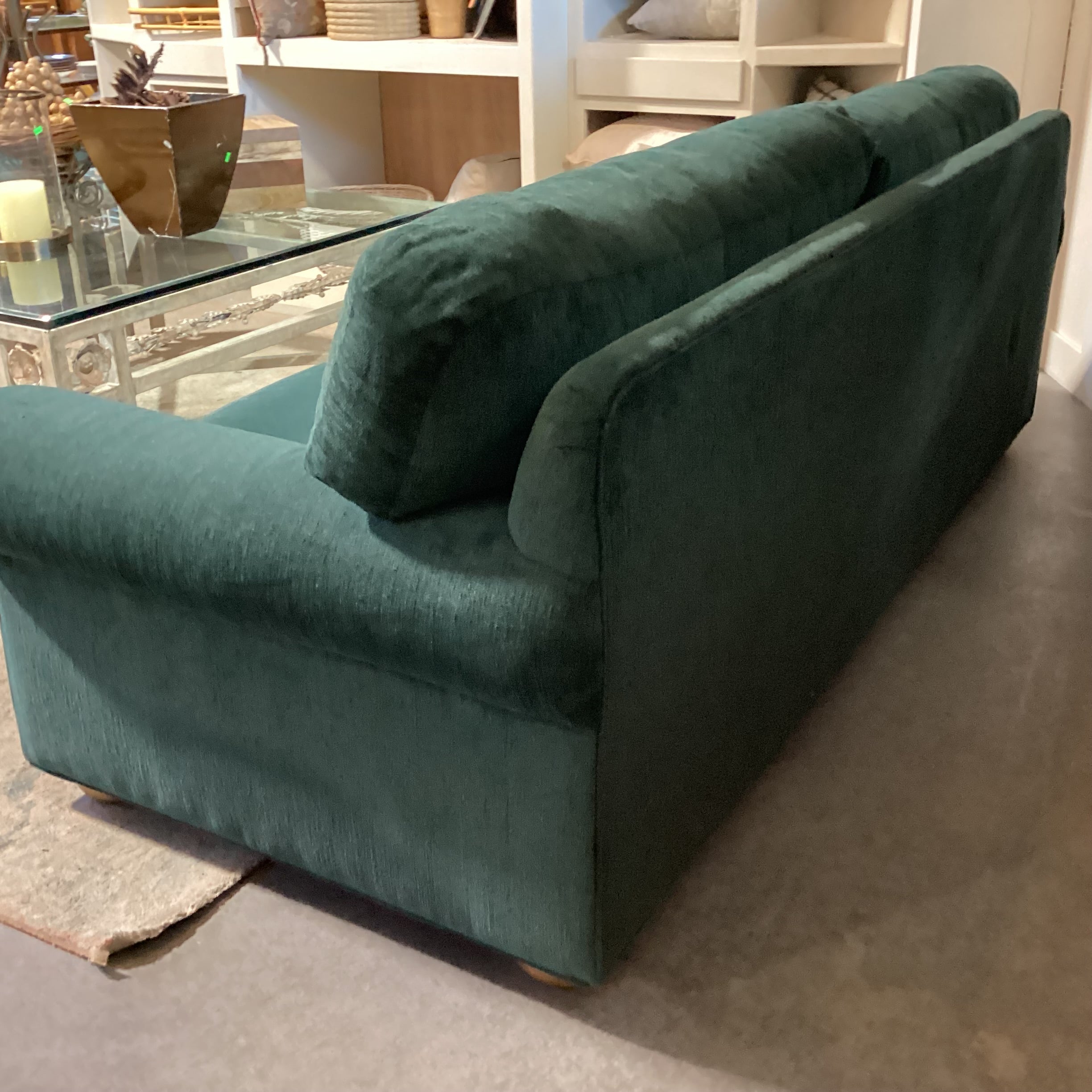 Wesley Hall Green Woven Roll Arm Sofa 87"x 37"x 30"