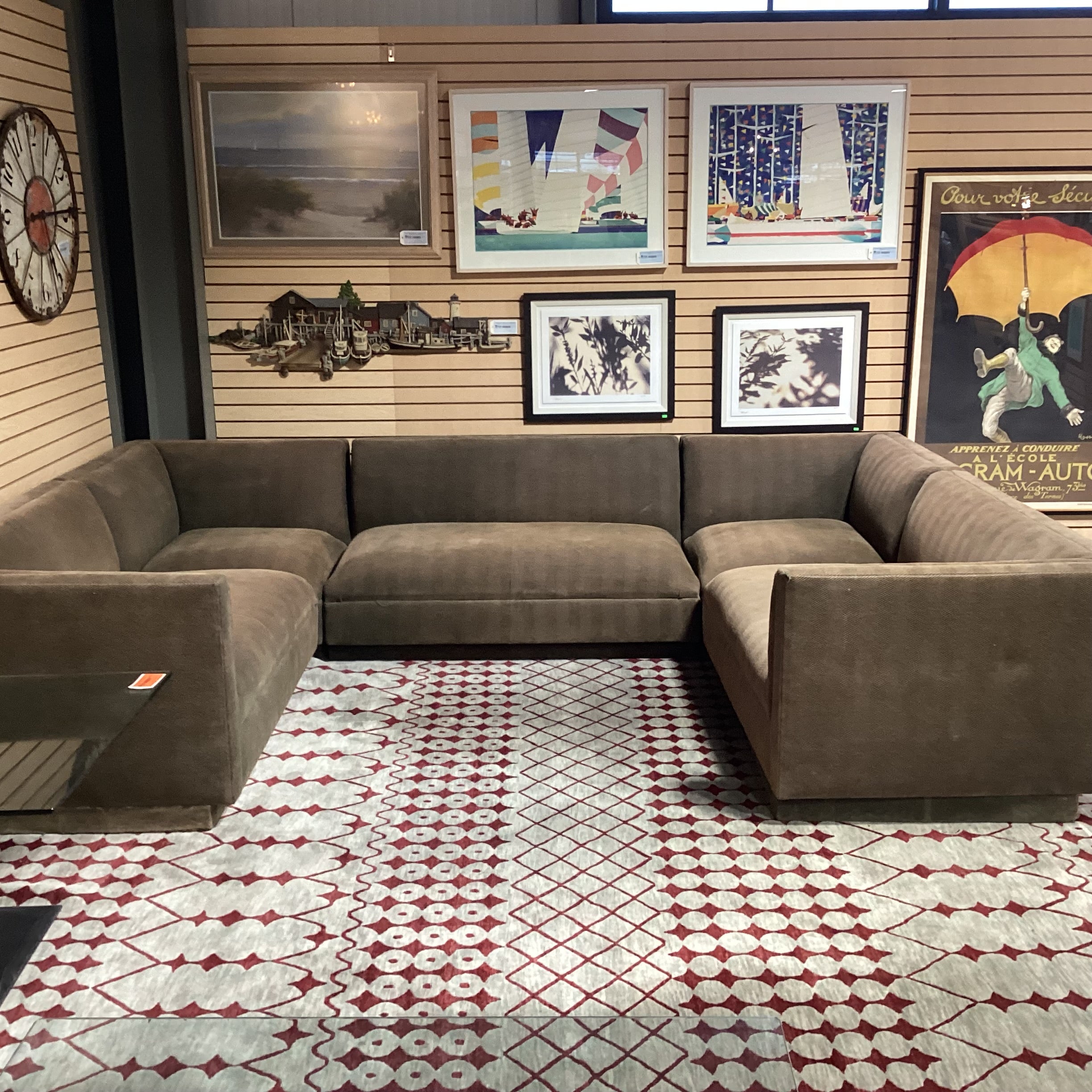 Custom Brown Texture Woven 5 Piece Sectional 132'x 92"x 39"x 29"