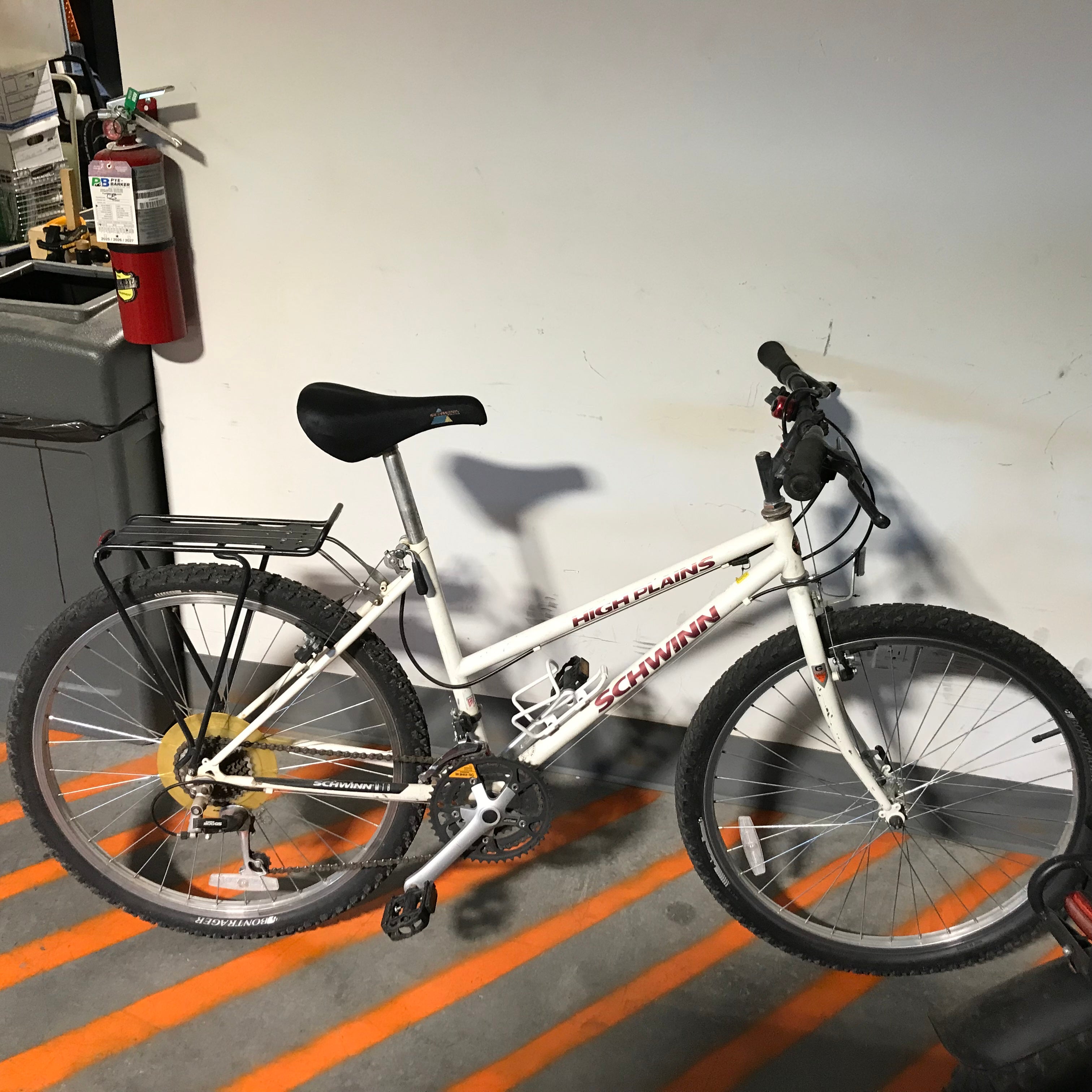 Schwinn High Plains Shifter White 7 Speed Mountain Bike