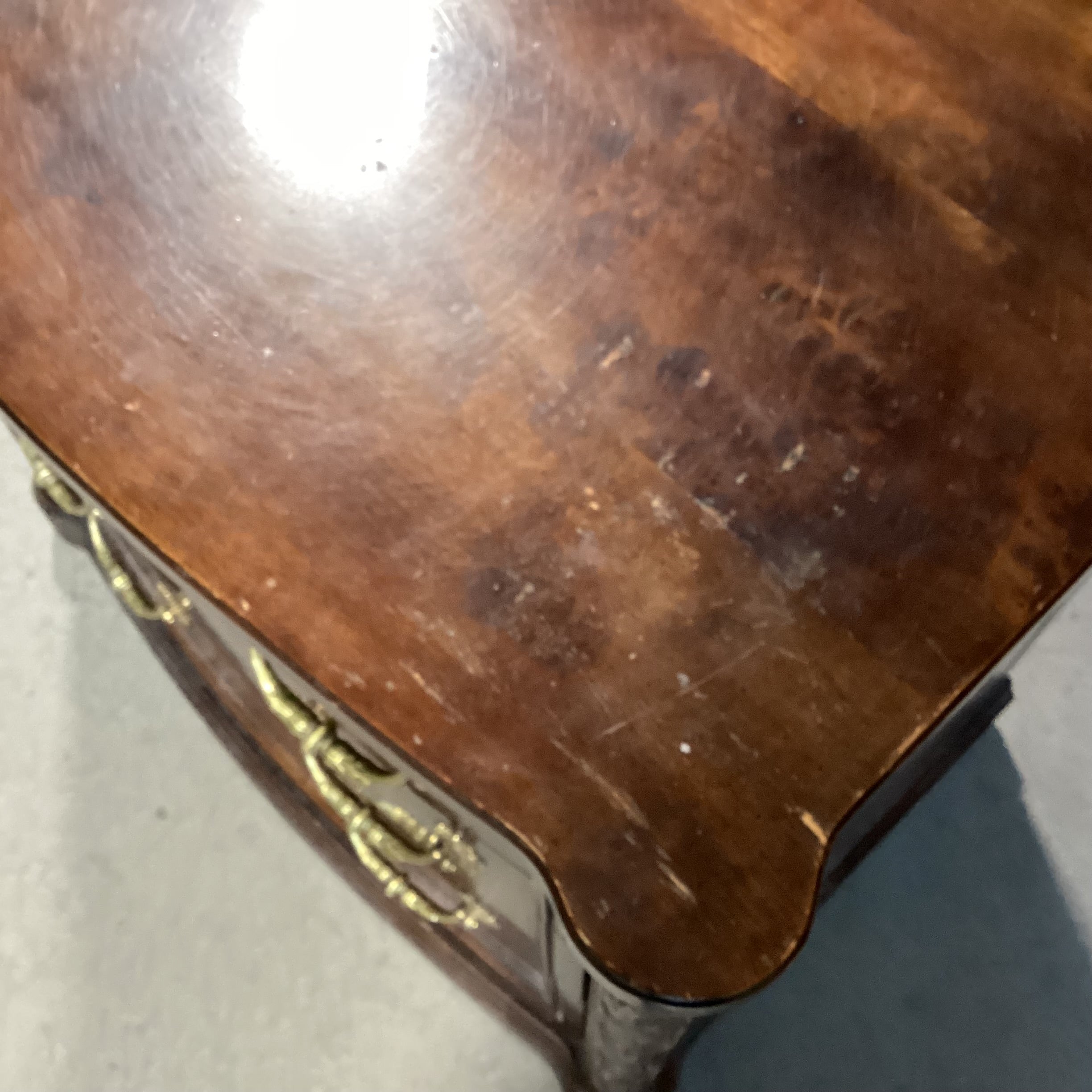 Henredon Burl Veneer & Wood with Brass Pulls 3 Drawer Nightstand 28"x 18"x 25"