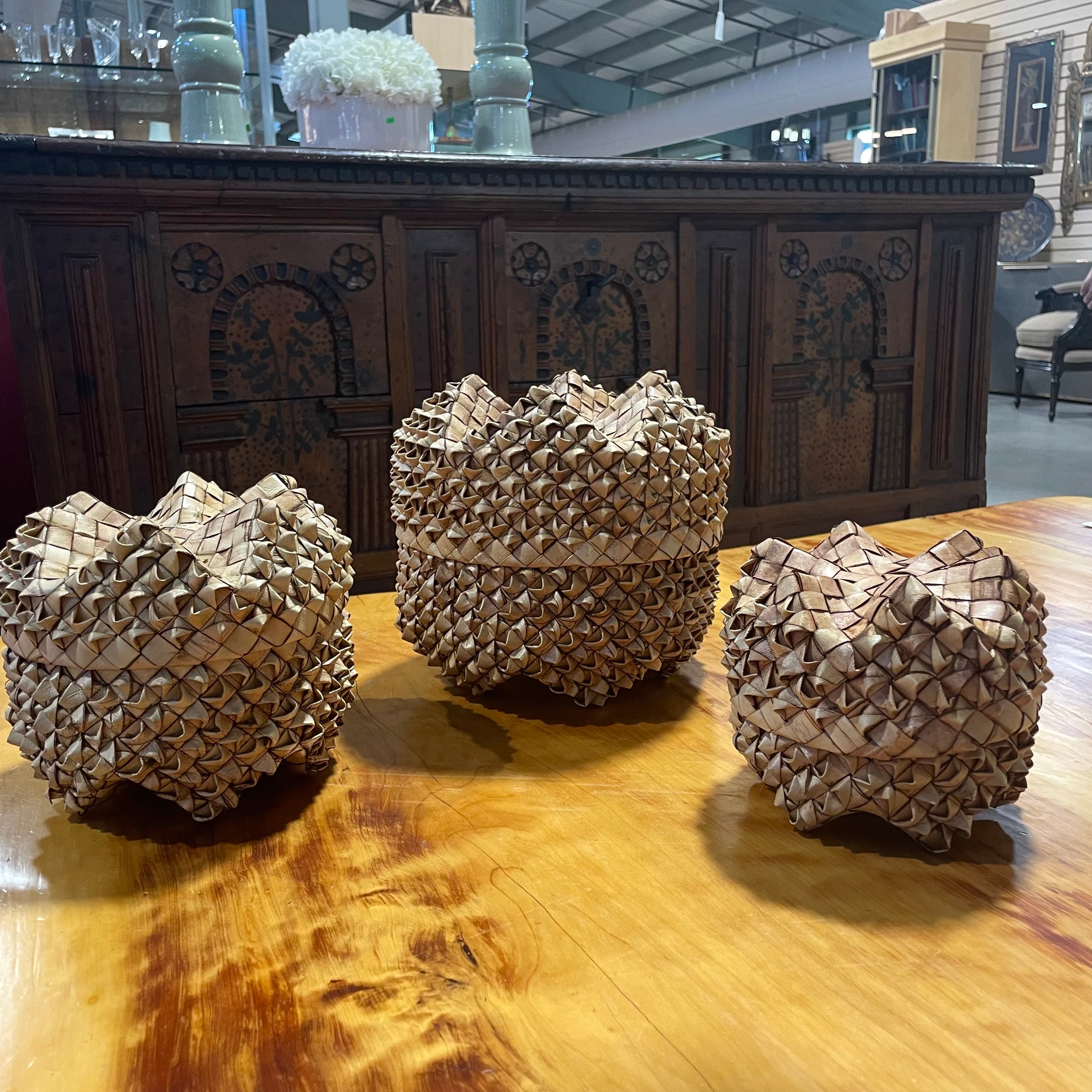 Set of 3 Handwoven Hawaiian Lauhala 6 Point Decorative Lidded Baskets