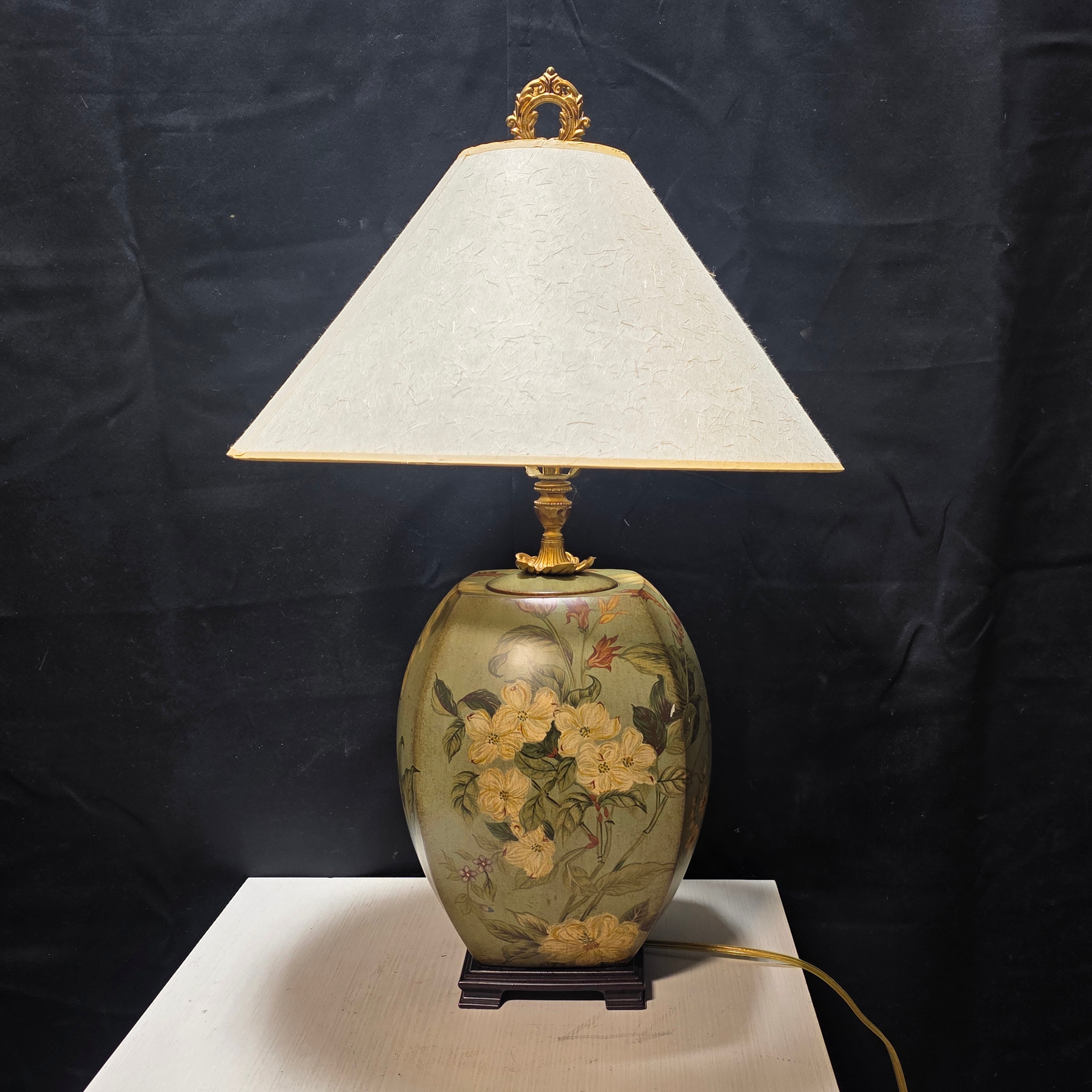 Garden Type Floral Table Lamp 18"D x 29"