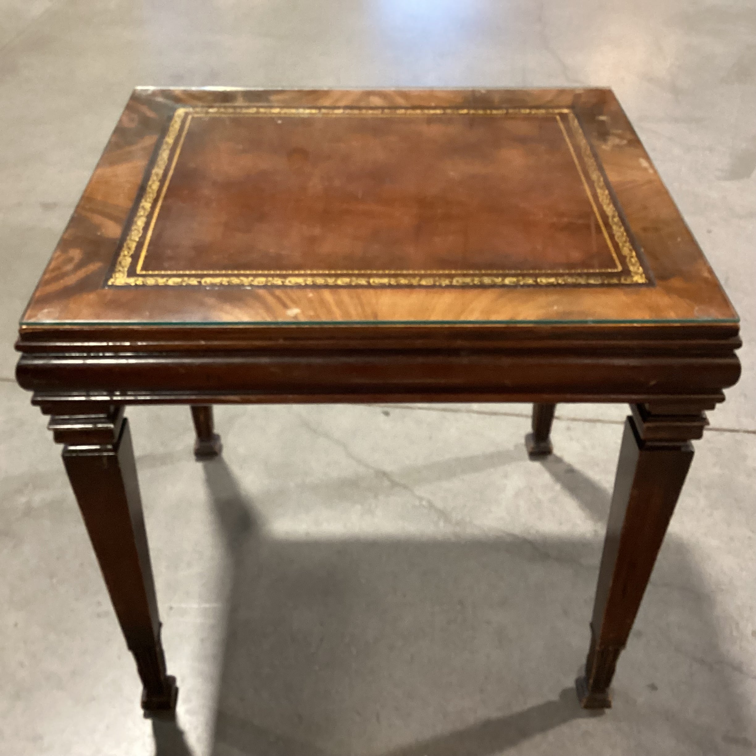 Vintage Finished Carved Wood Veneer Band & Inset Leather Glass Top End Table 27"x 23"x 27"
