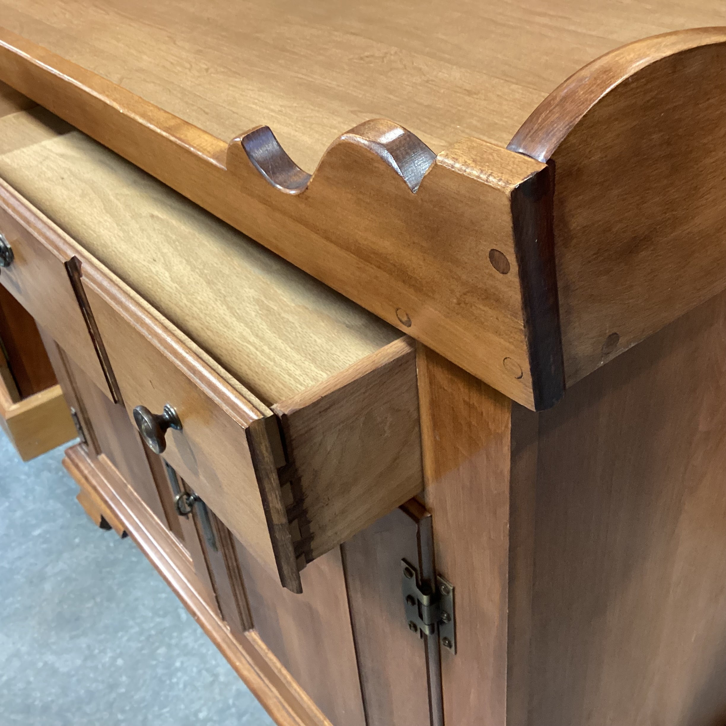Vintage Young Republic Hard Rock Maple 1 Drawer 2 Door Buffet 37"x 20"x 39"