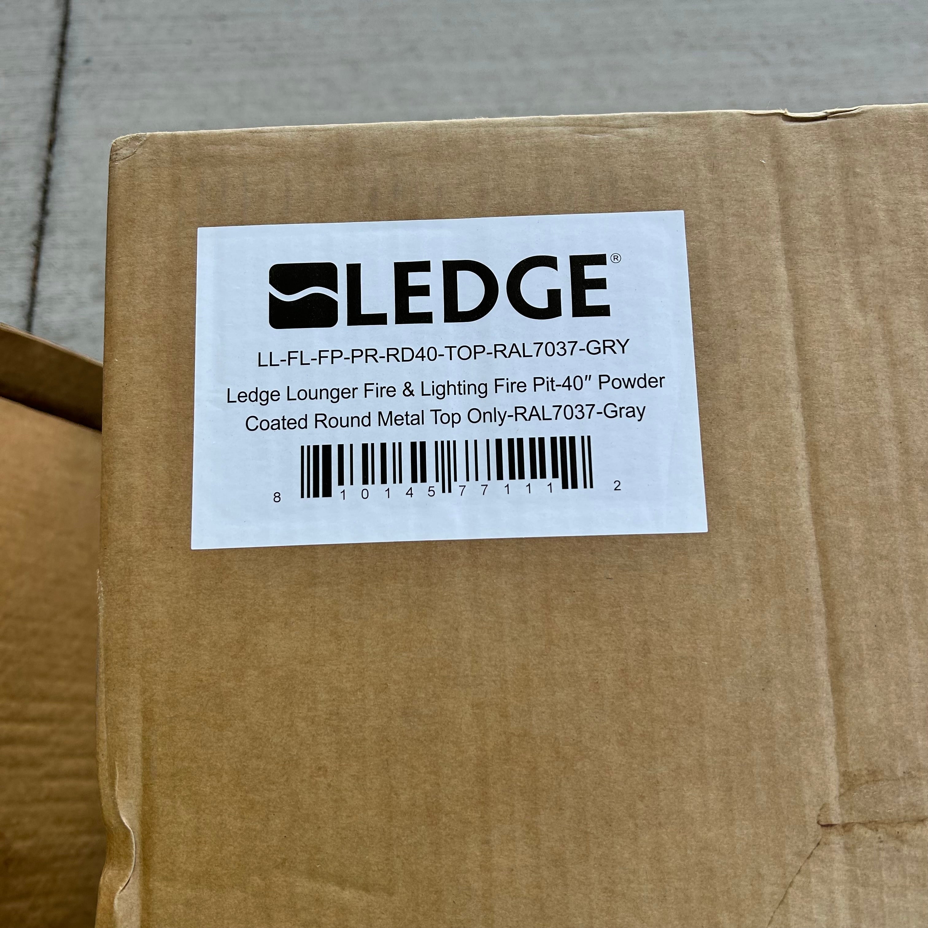 Ledge Lounger and Fire Pit - 40" round