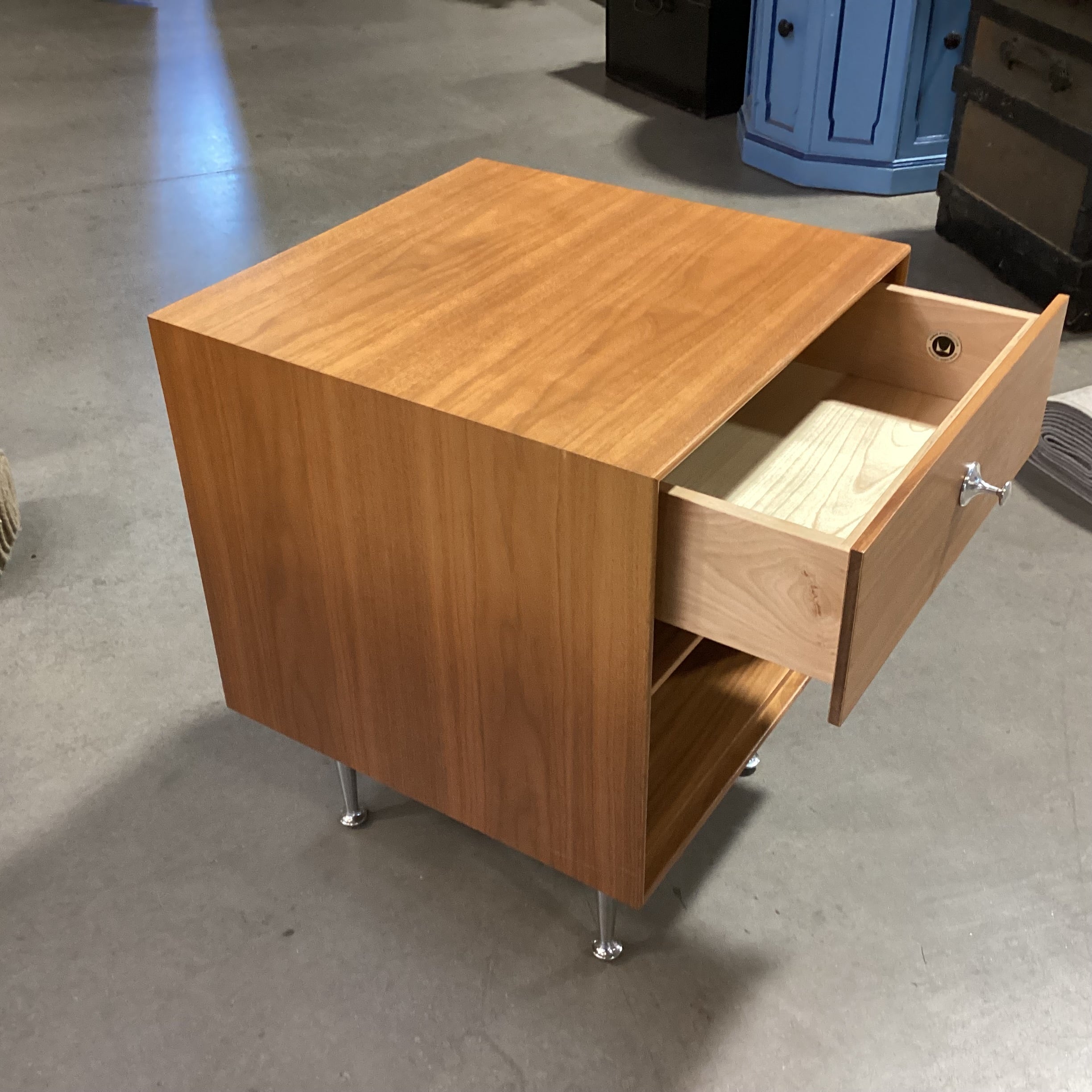 Herman Miller George Nelson Walnut Thin Edge Night Stand 18"x 18.5"x 24"