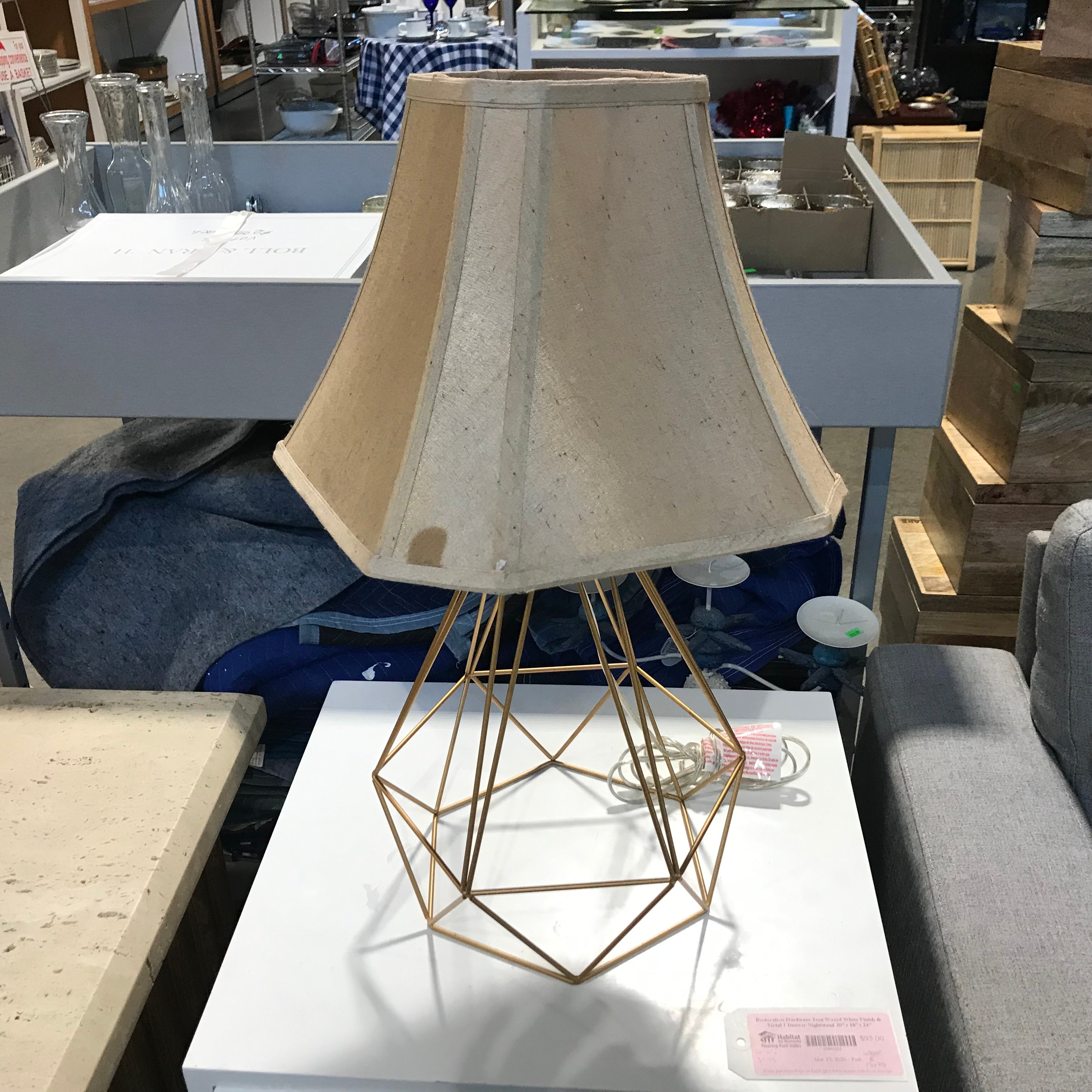 Wire Rod Hexagon Frame Tan Table Lamp With Shade, Base 12