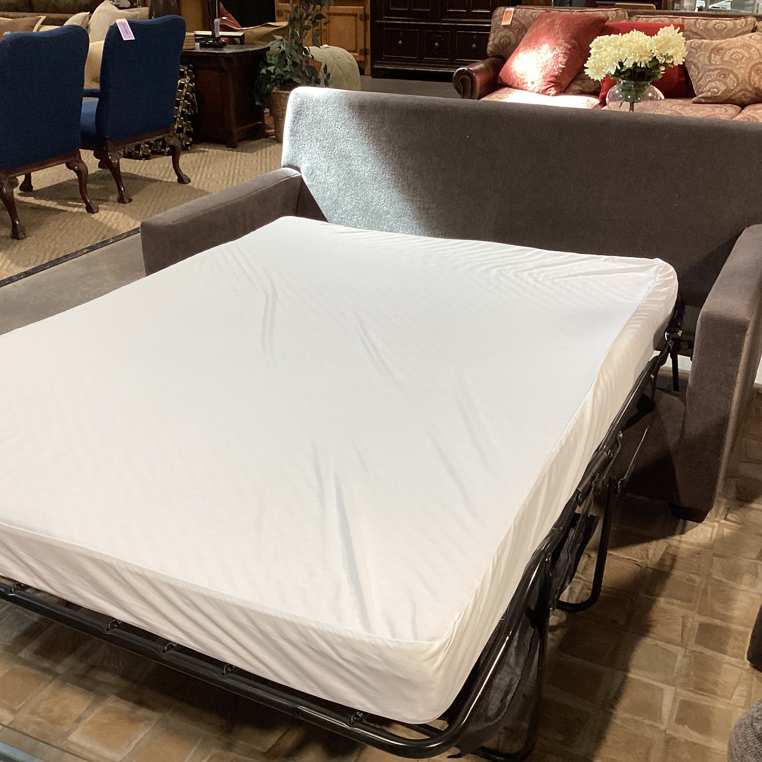 Taupe Brown Full Sleeper Sofa 70"x 40"x 34"