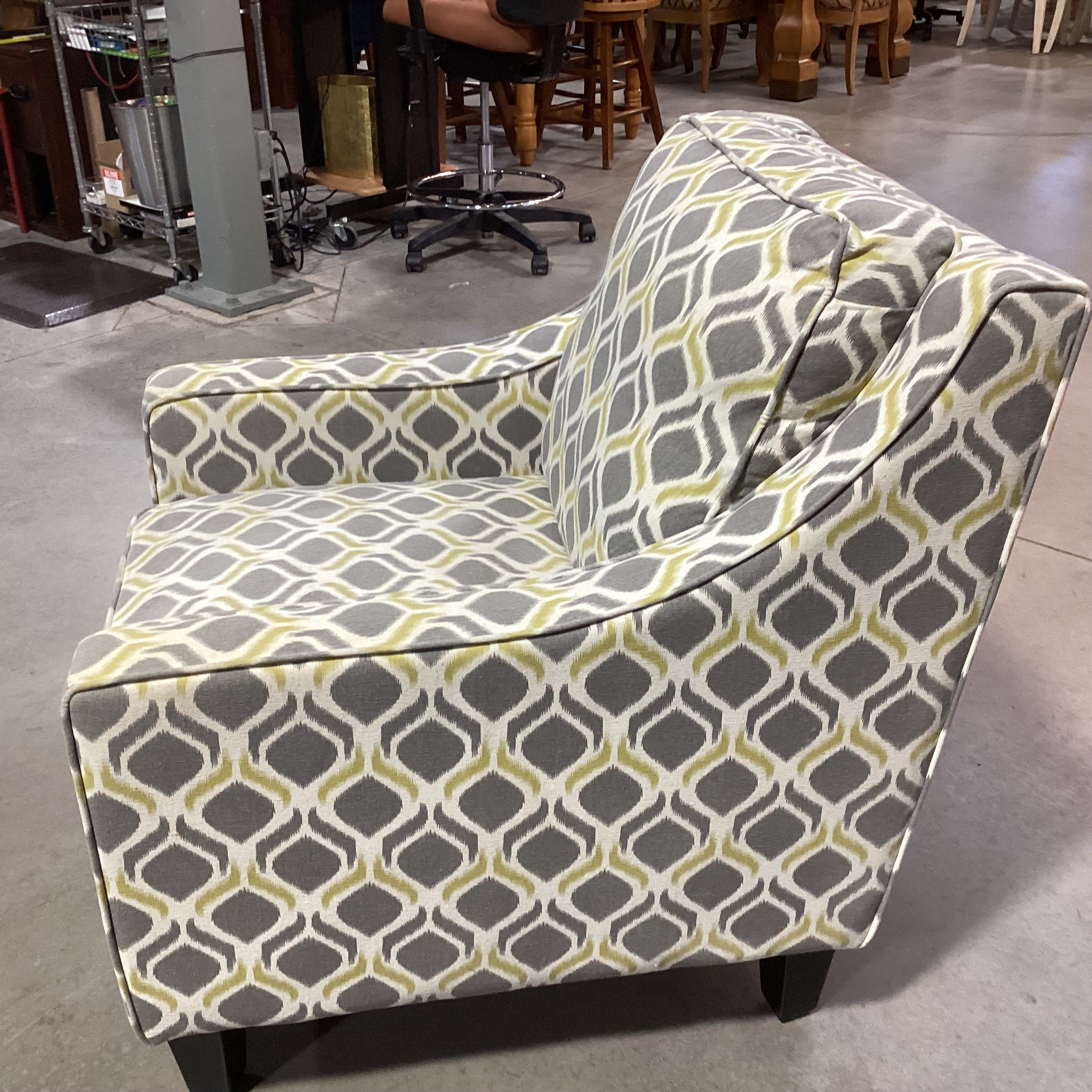 Cream Grey Gold Pattern Slope Chair 30"x 34"x 34"