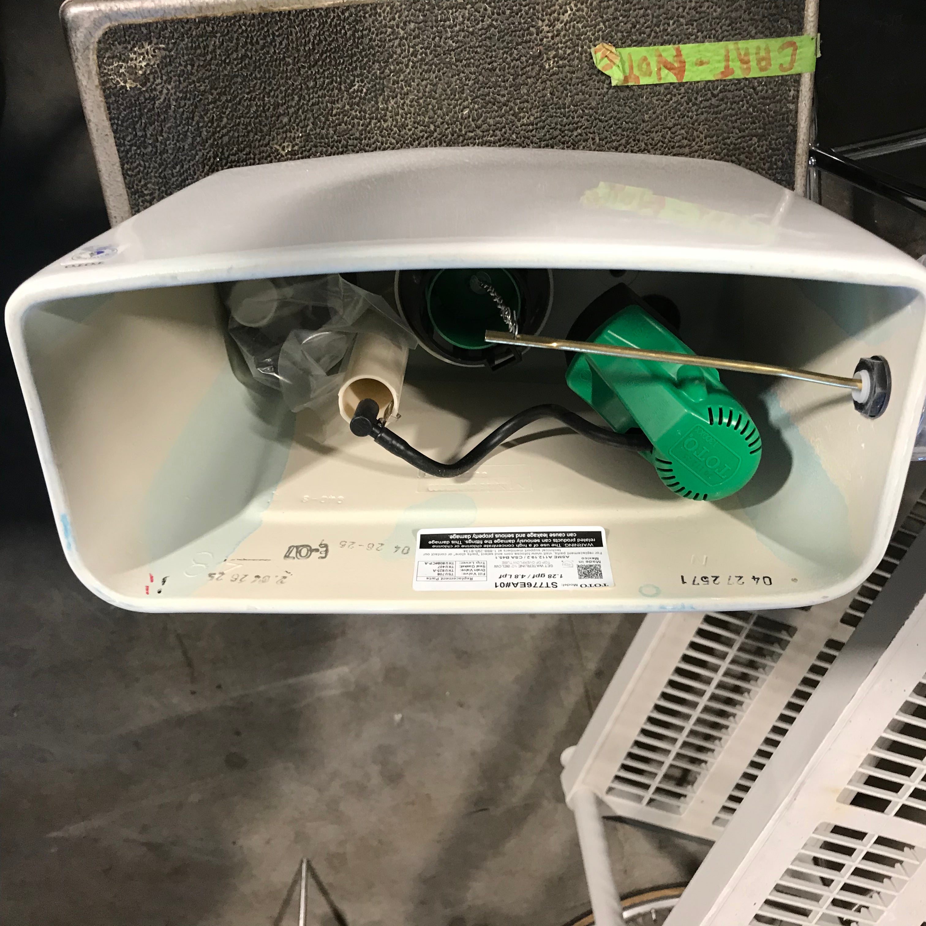 Toto Toilet Tanks With Internals NEW IN BOX