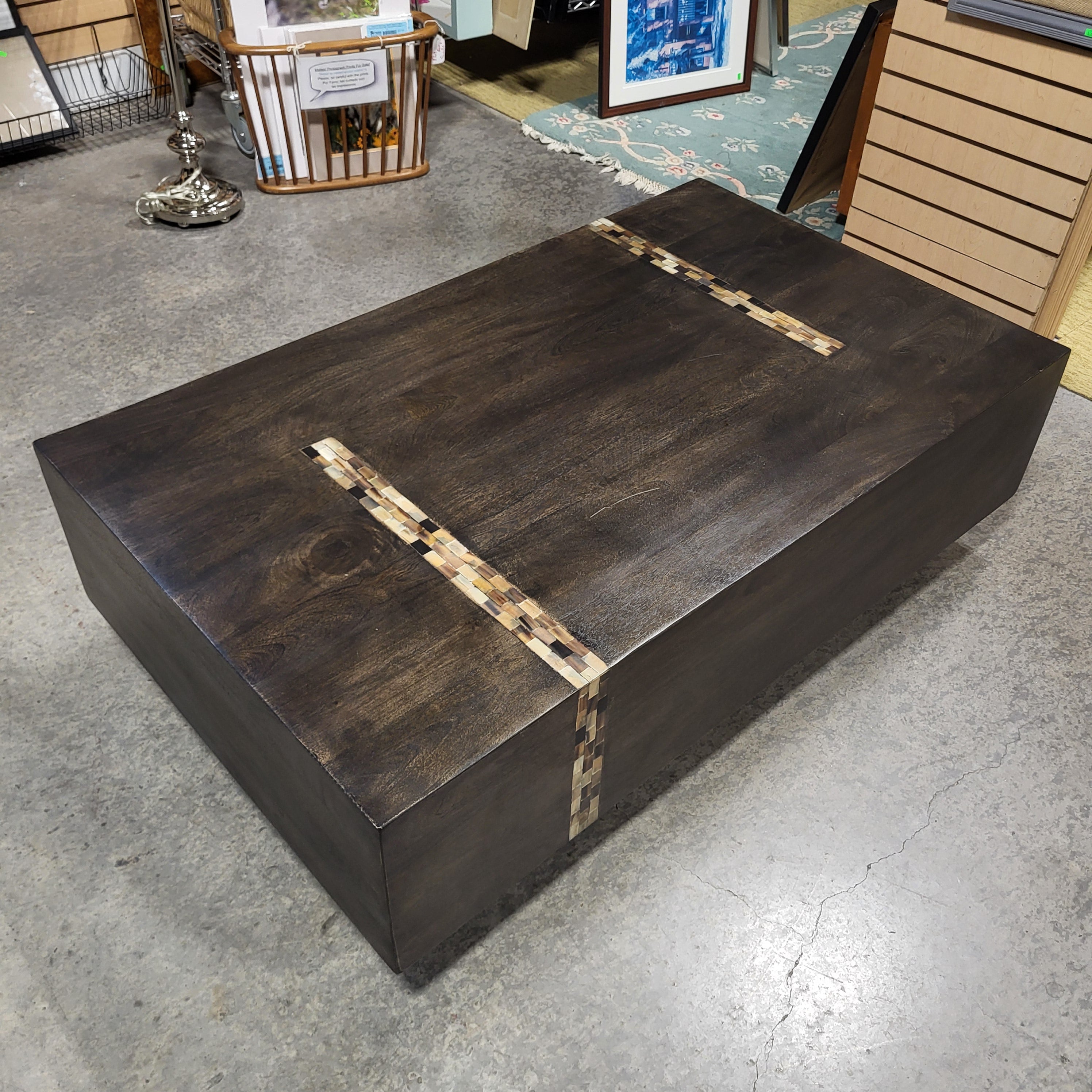 Arteriors Gilmore Horn Resin Racing Stripes Cocktail Coffee Table 50"x 30"x 16"