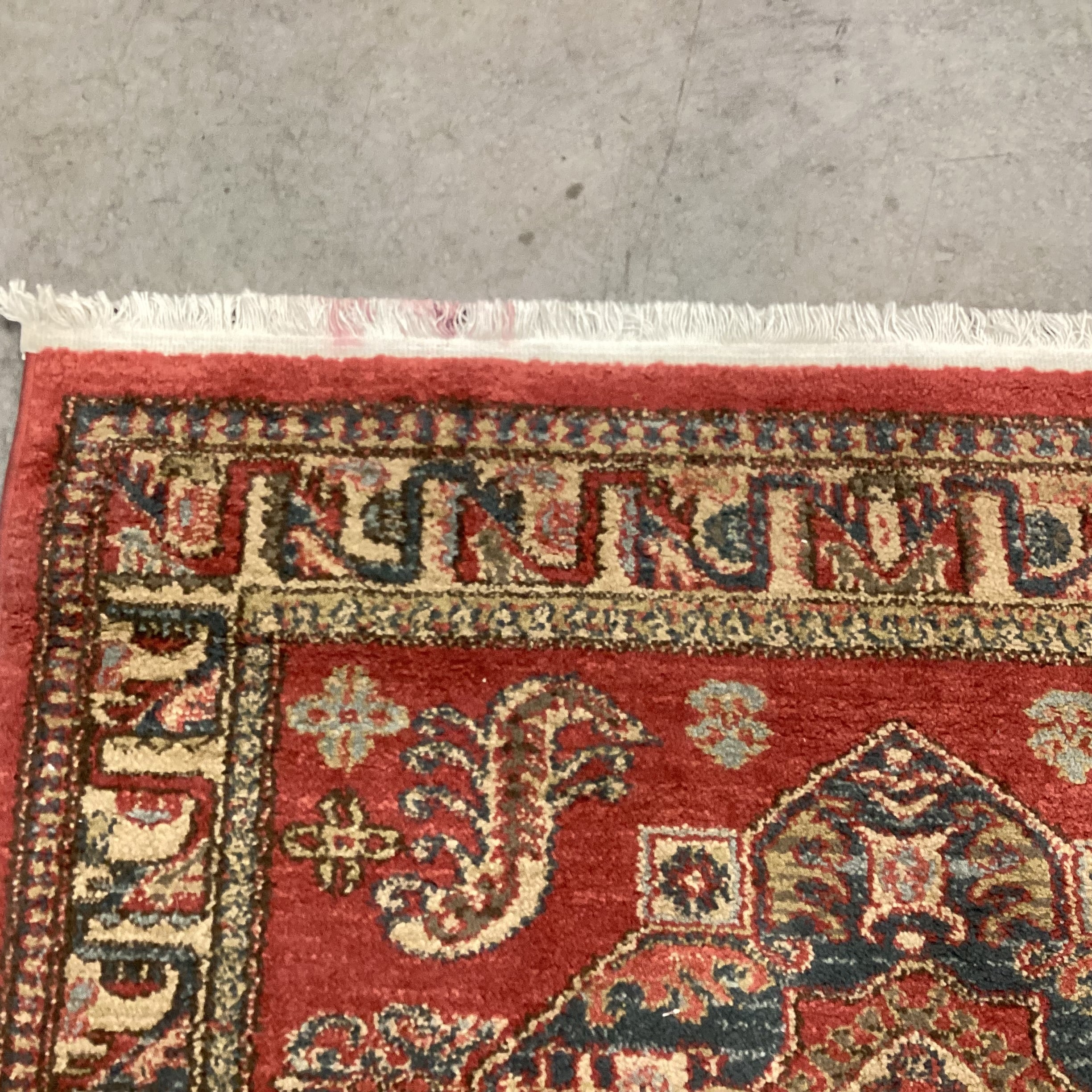 Unique Loom Serapi Collection Red Gold Blue Poly Rug 3'x 5'