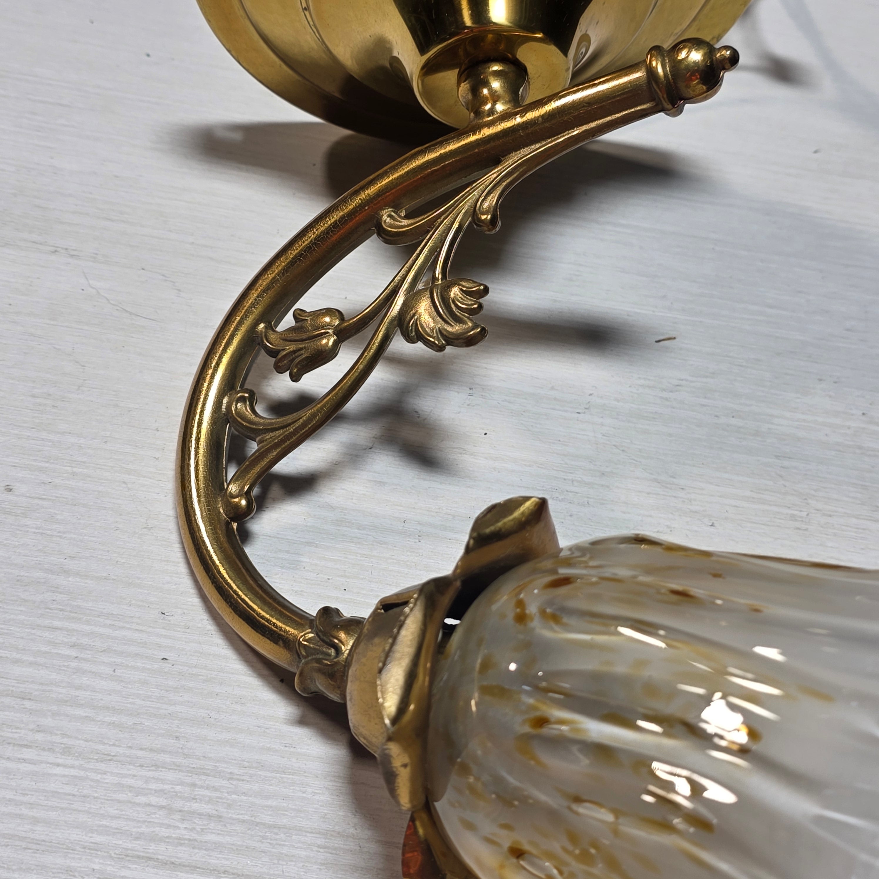 Vintage Brass Floral Single Light Sconce with Amber/Gold Flecks in Glass and Leafy Arm 6"x12"x11"