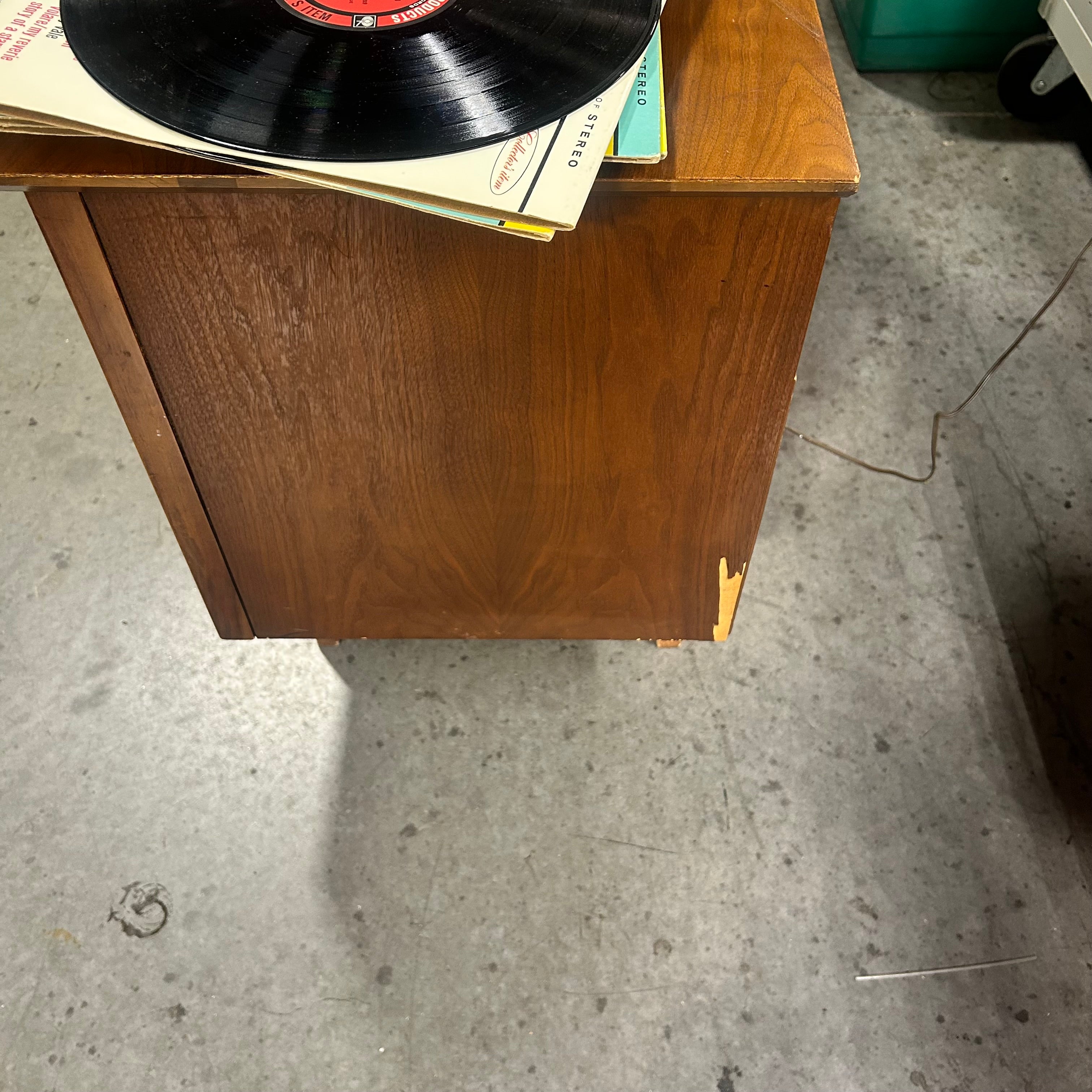 ZenithStereophonic High Fidelity Phonograph Model: MT1960