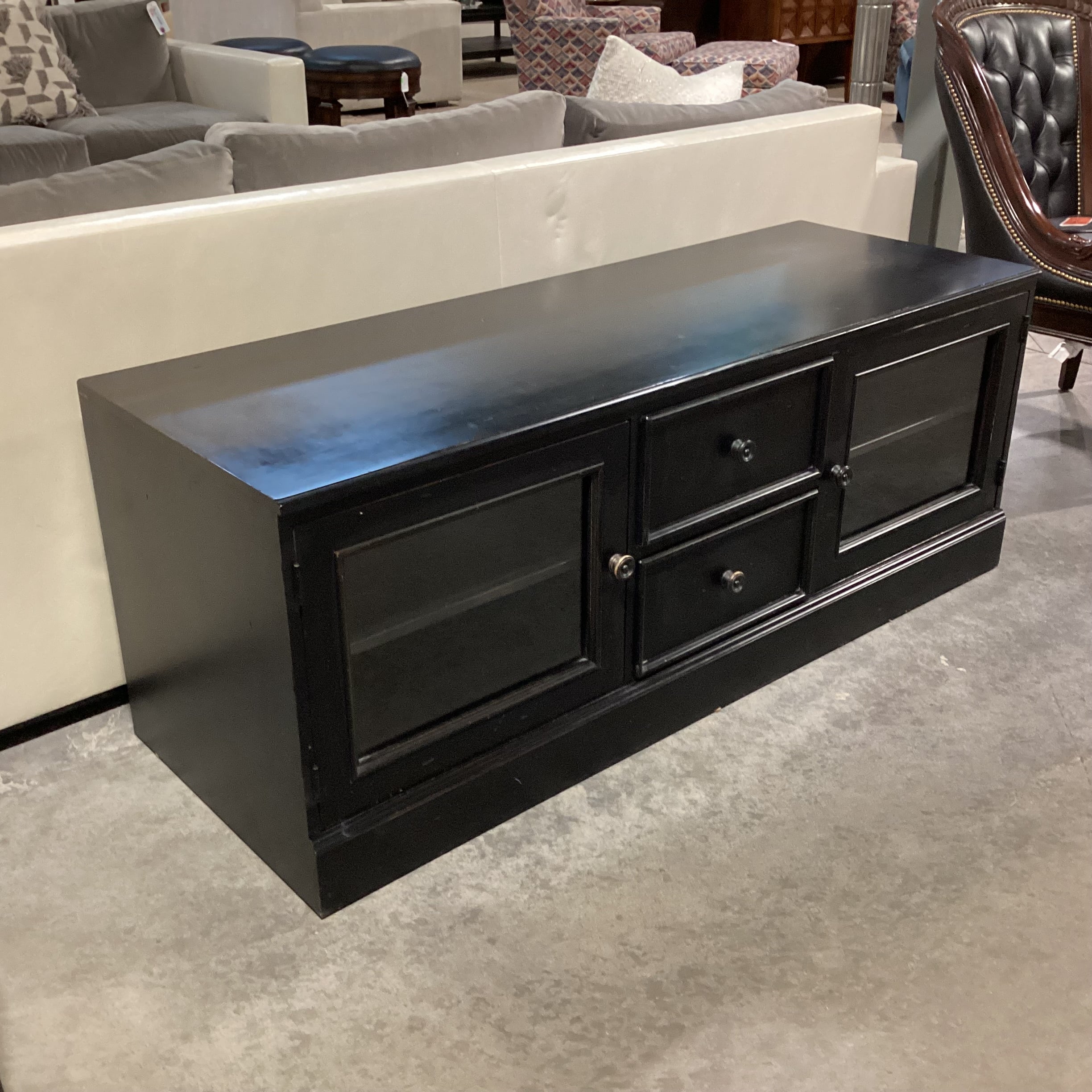 Ethan Allen New Country Distressed Black Wood 2 Glass Door with Shelves 2 Drawer Console 60"x 21.5"x 23"