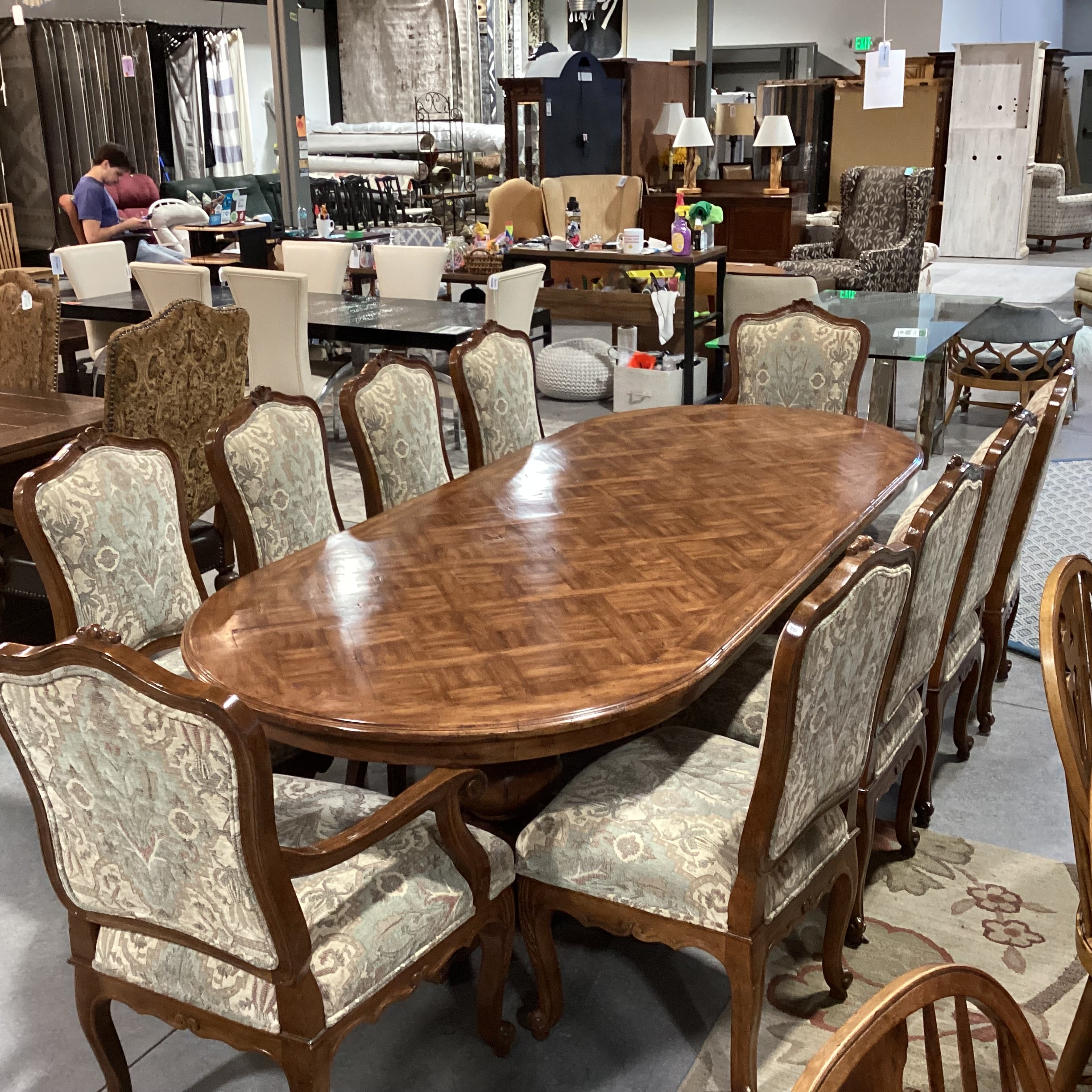 J Robert Scott Oval Lattice Inlay with Double Pedestal Table & 10 Chairs Dining Set 108"x 46"x 30"
