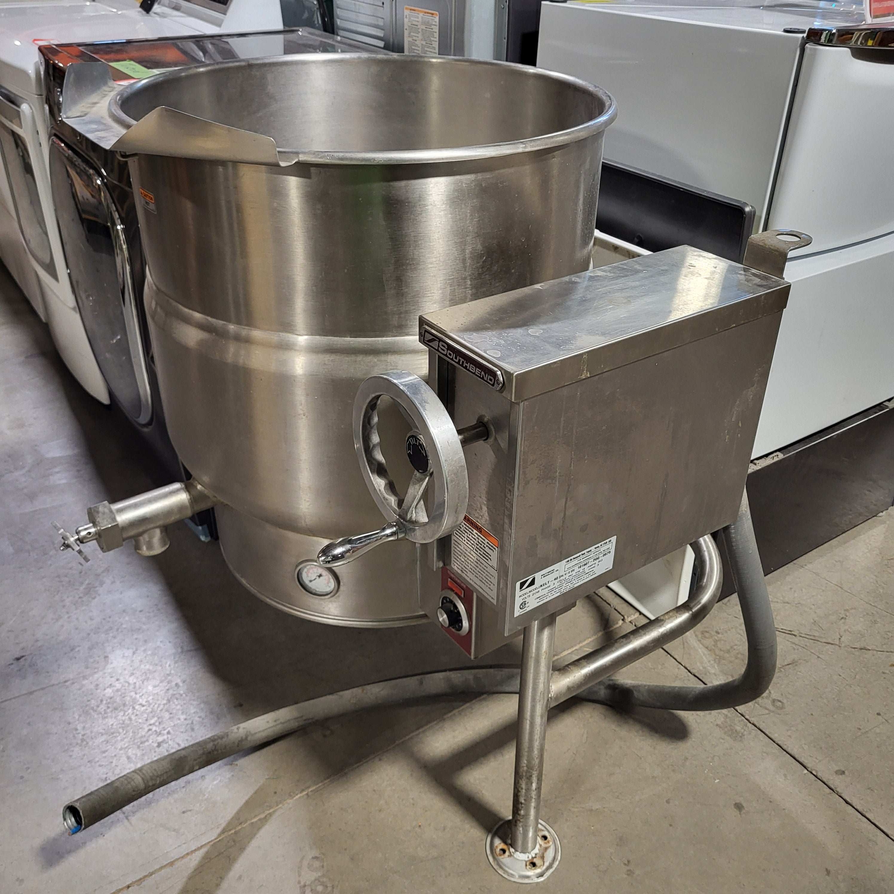 Southbend Industrial Tilting Steam Kettle (SOLD AS IS)