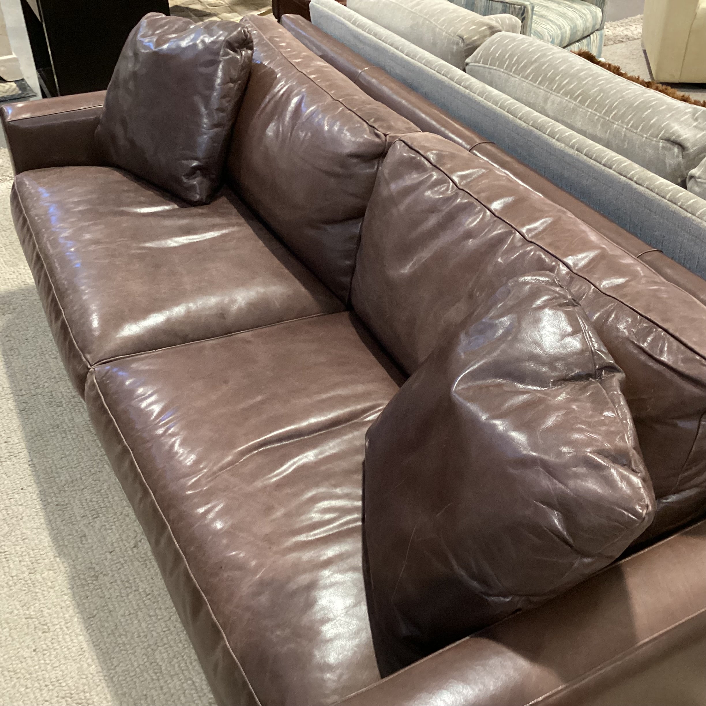 Baker Furniture Brown Leather Down Mix Track Arm with Accent Pillows Sofa 86"x 40"x 30"