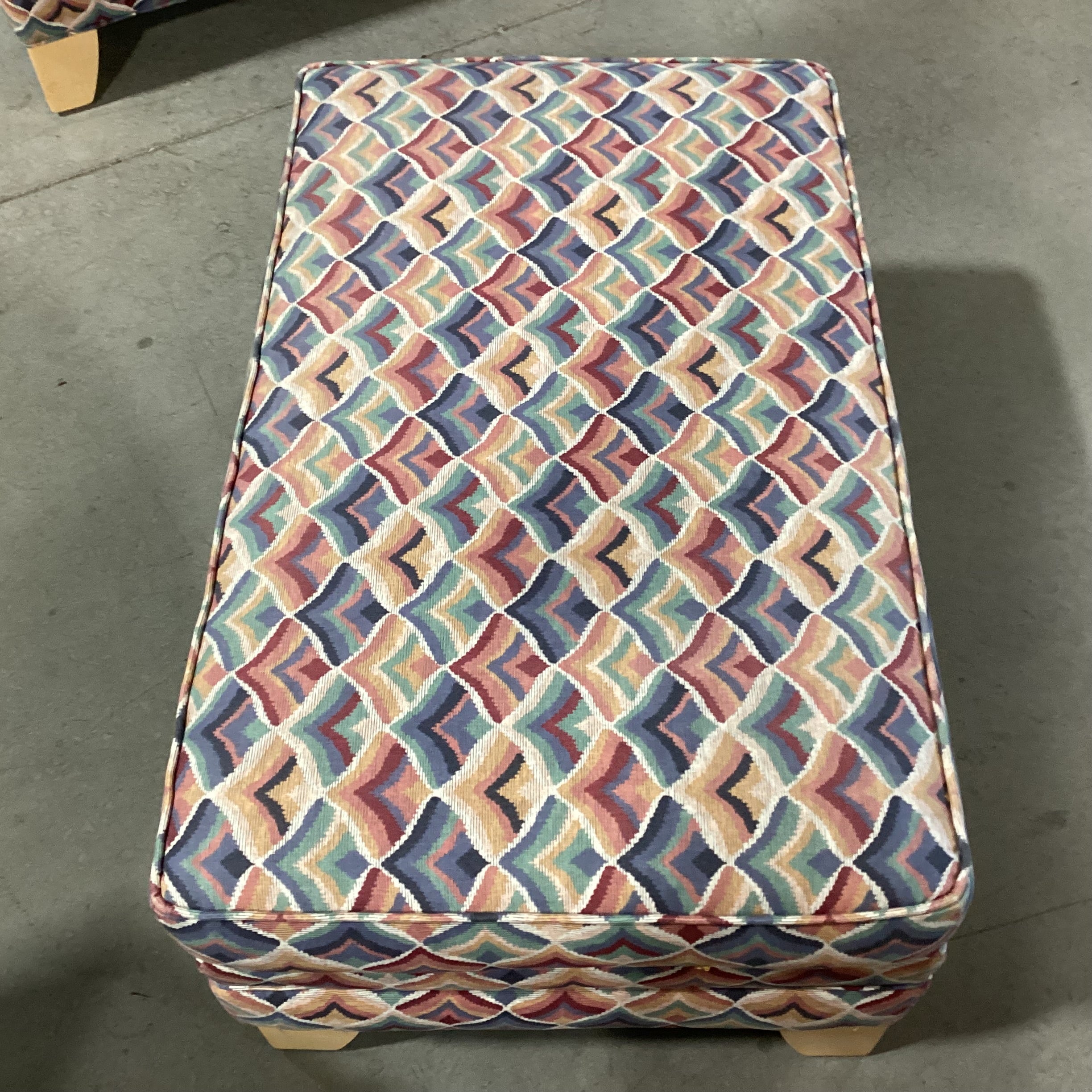Ethan Allen Blue Red Pink Green Fan Design Ottoman 34"x 22"x 17"