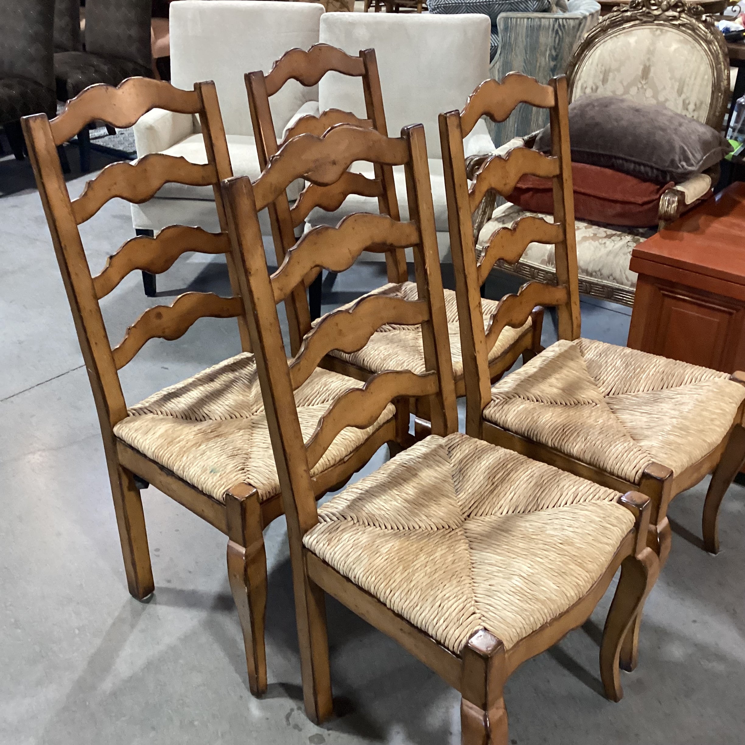 Set of 4 Antiqued Finish Carved Wood Ladder Back & Rush Seat Dining Chairs