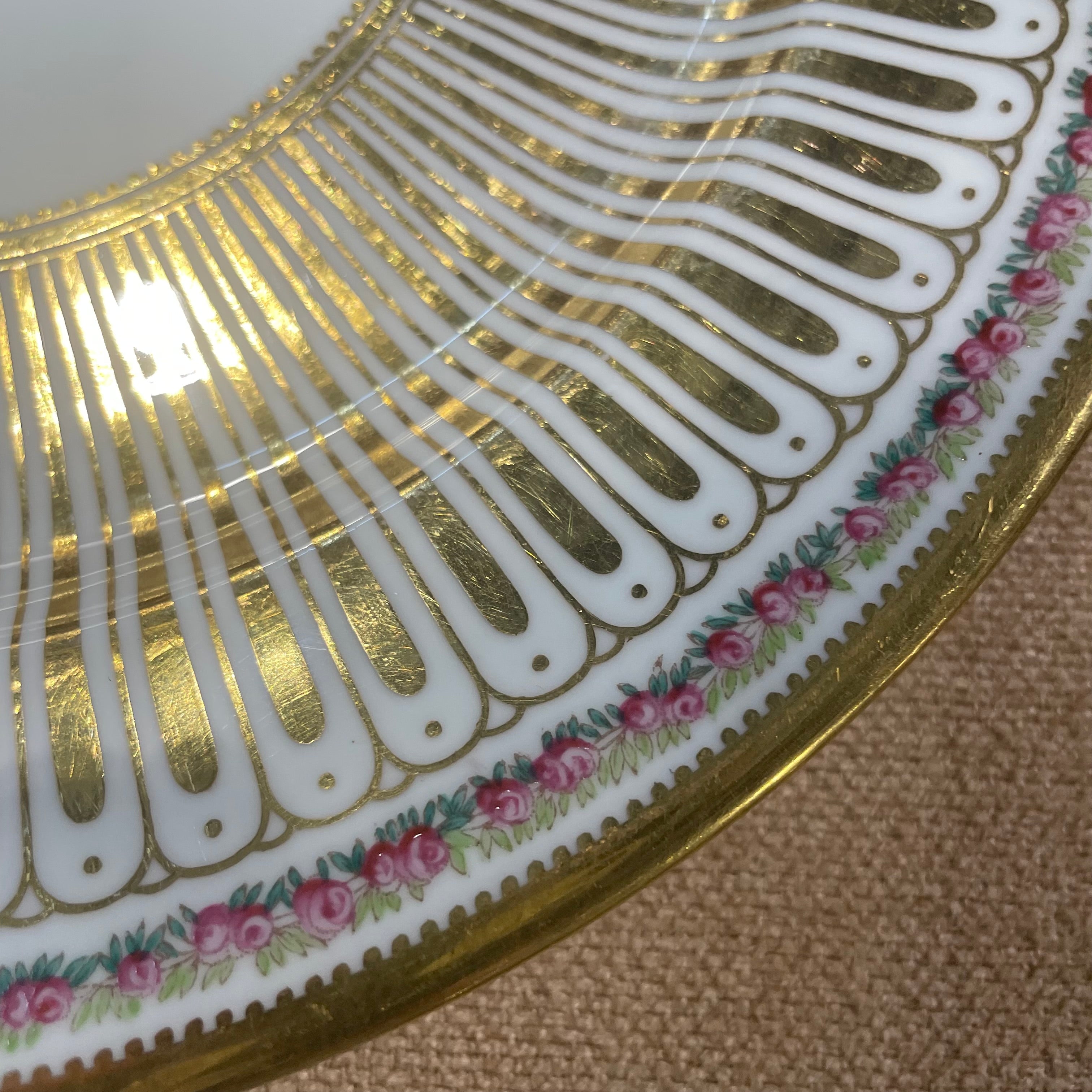 Set of 12 Cauldon Ltd Bone China Gold Sunburst with Handpainted Roses Dinner Plates, Made in England