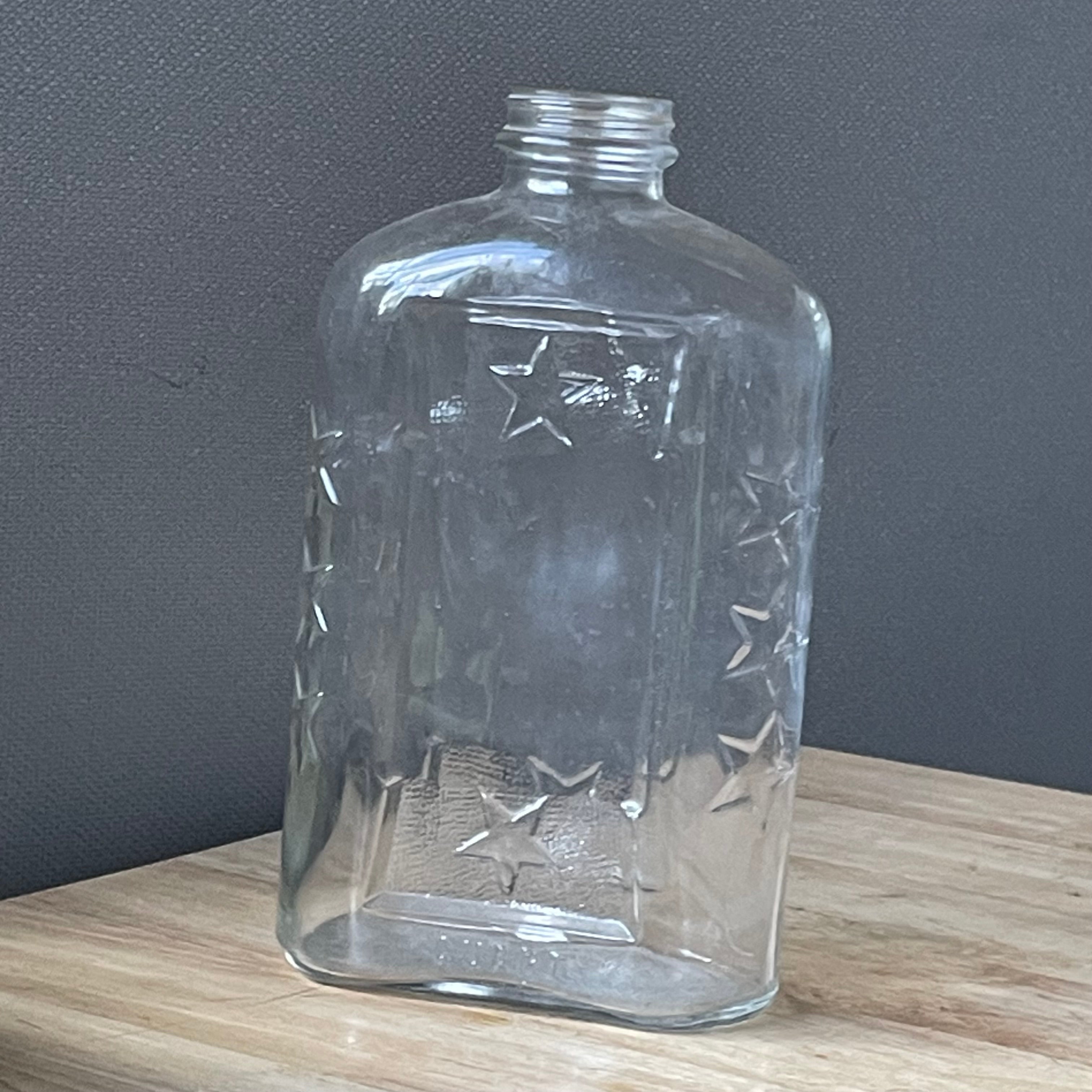 Vintage Three Rivers Glass Co. Texas 16 Star Refrigerator Water Bottle, 5"x 8.75"