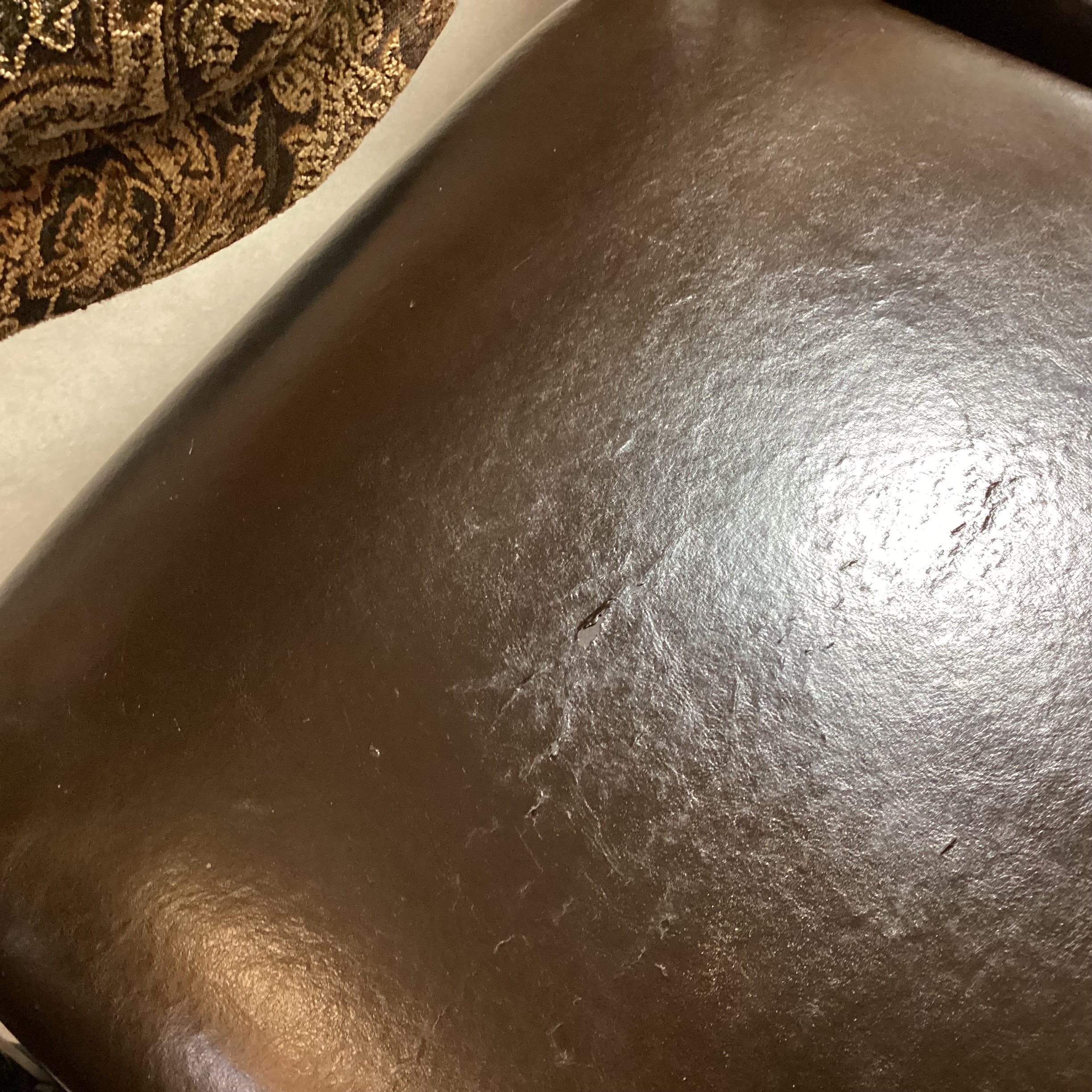 SET of 6 Bernhardt Carved Wood Brown Gold Paisley & Leather Nailhead Dining Chairs 29"x 25"x 49"