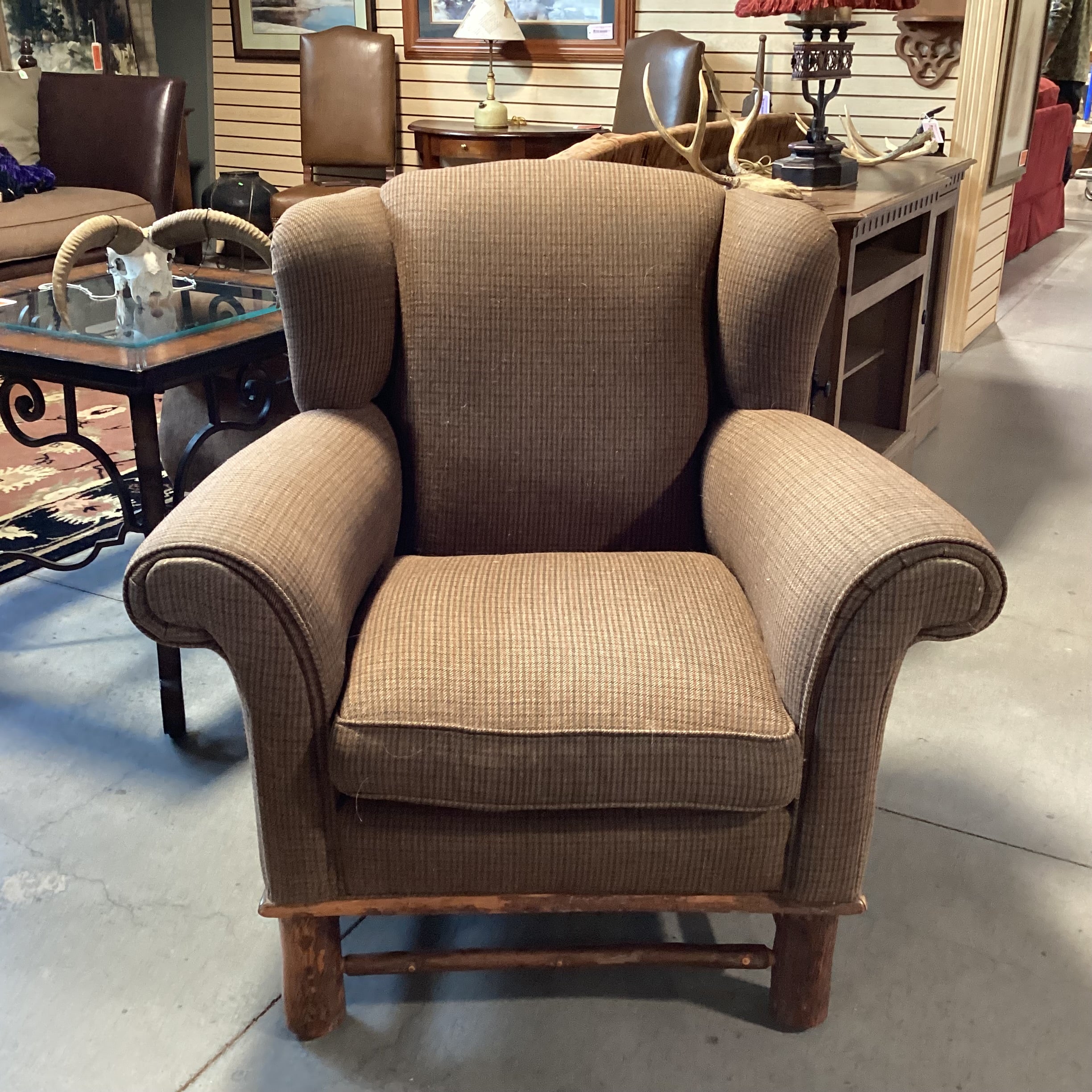 Old Hickory Brown Houndstooth Wool Blend & Log Winged Chair 39"x 32"x 39"