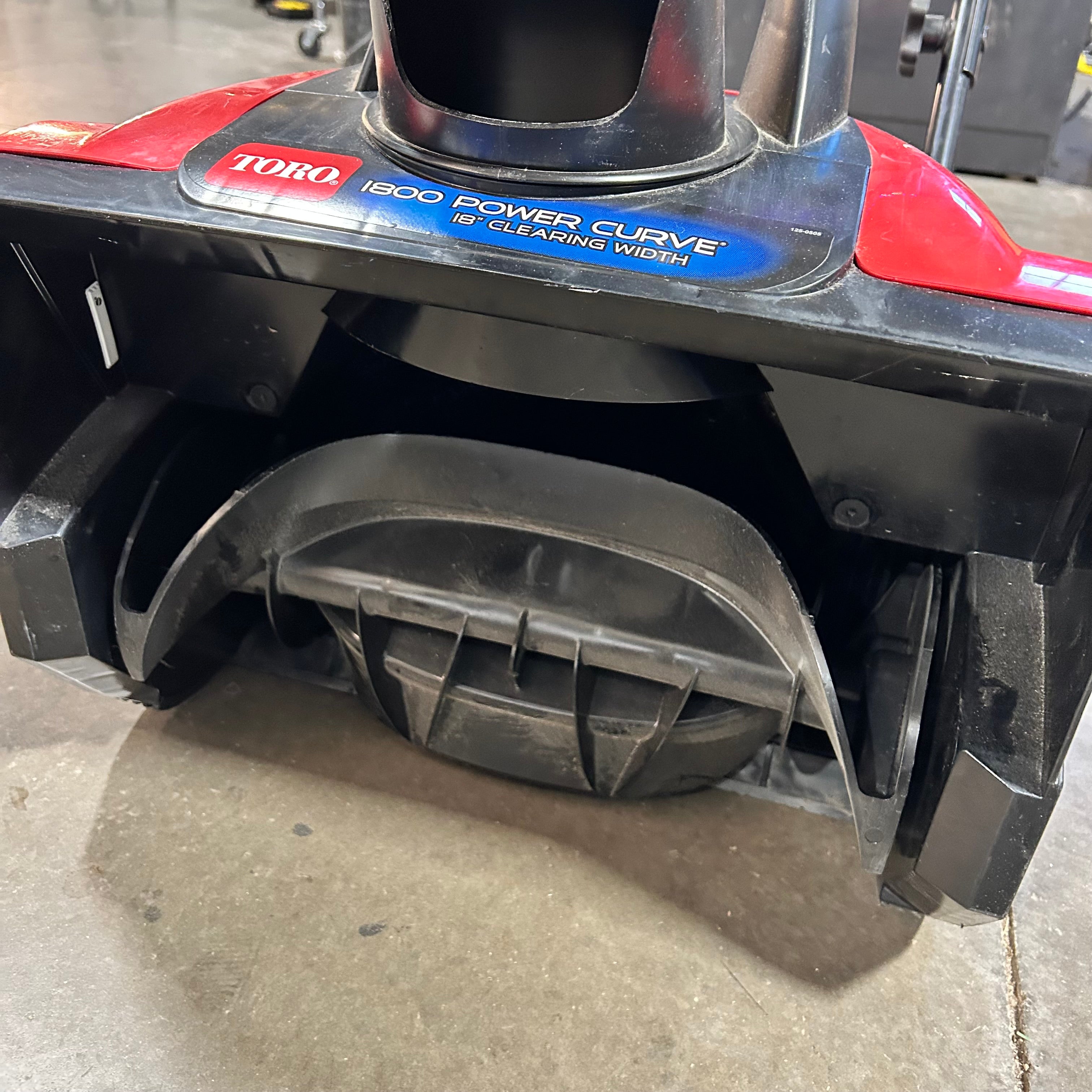 Toro 1800 Power Curve Snow Blower 18" Clearance
