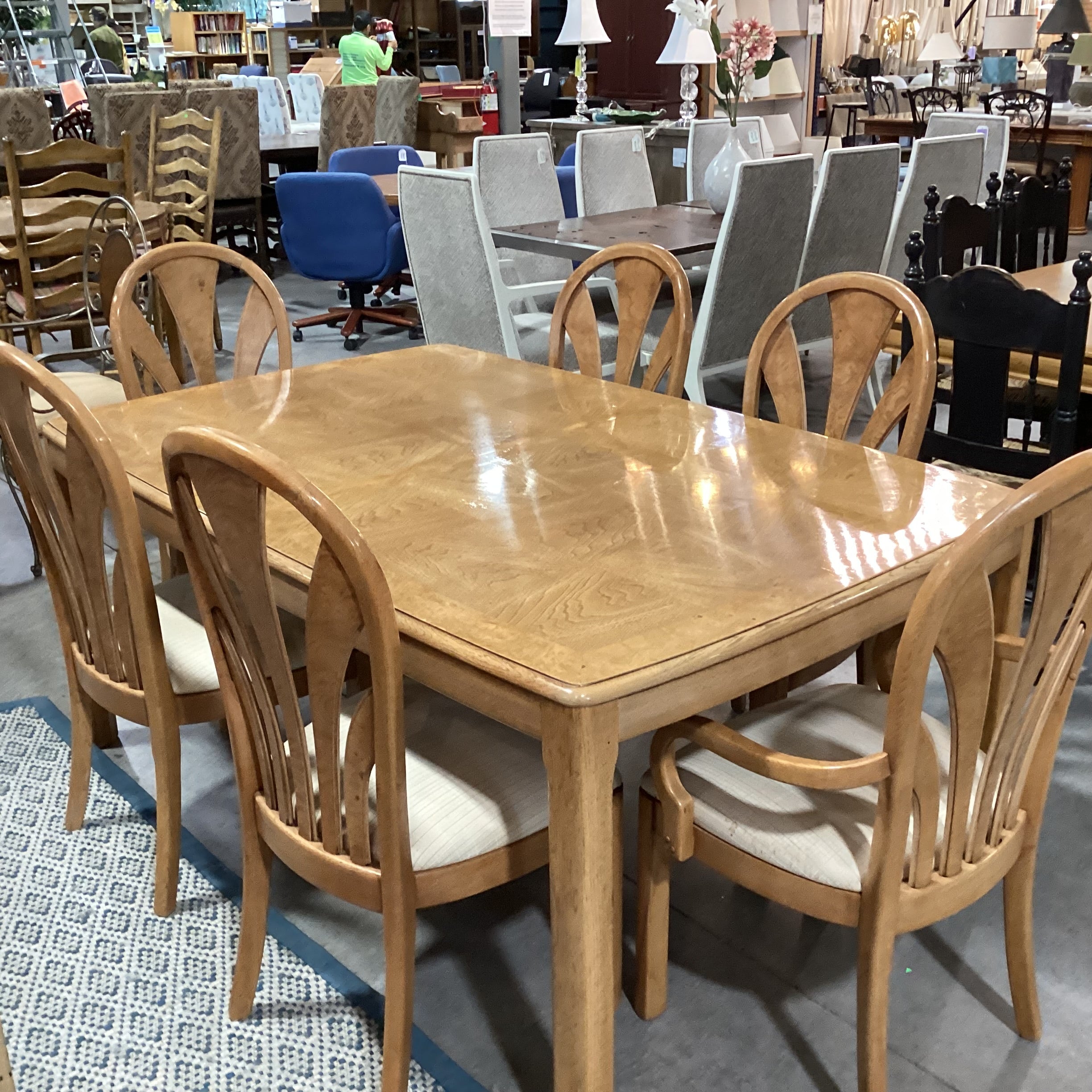 Vintage Thomasville Light Finish Wood & Veneer 1 Leaf Table with 6 Chairs Dining Set 68" to 80"x 44"x 30"