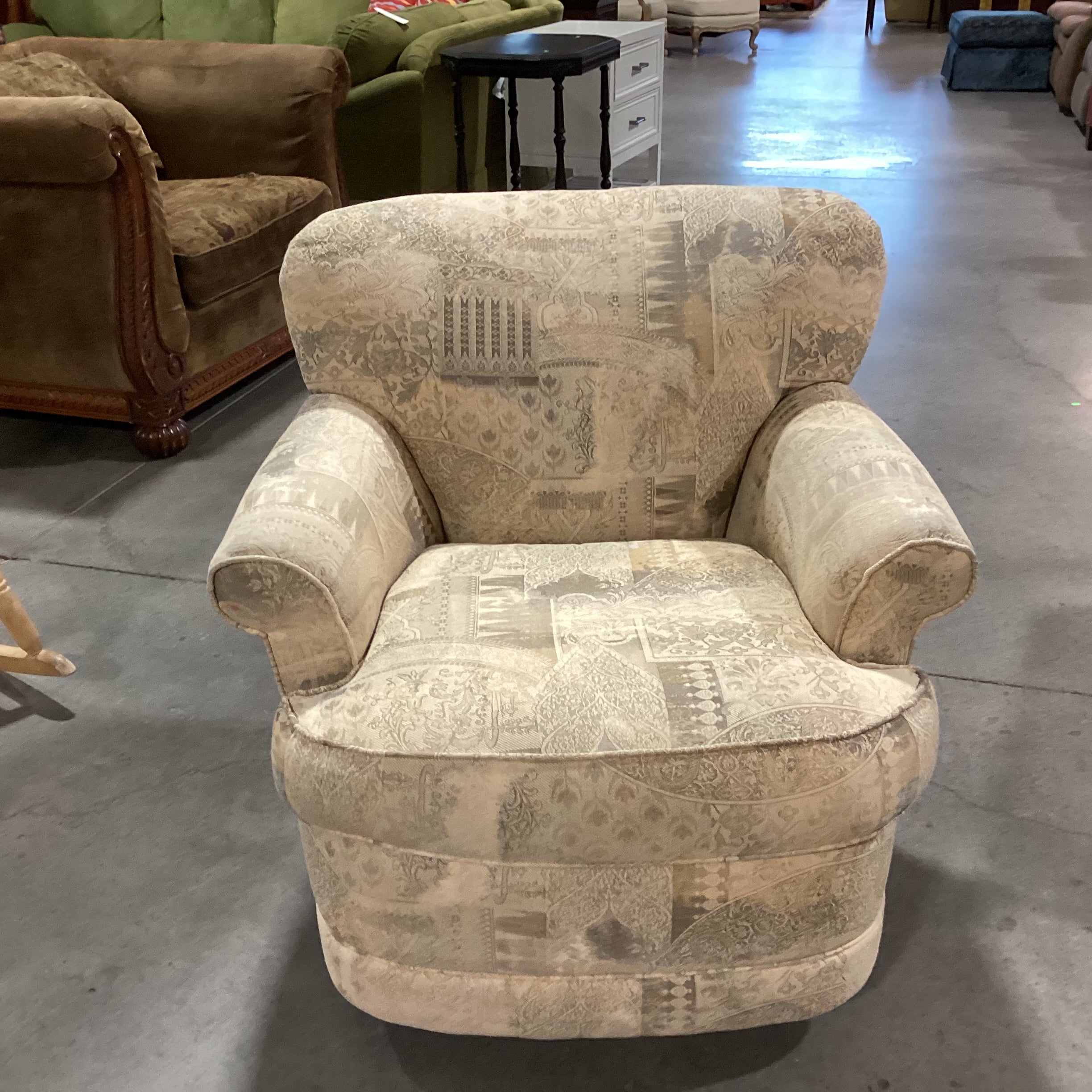 Rowe Furniture Cream Gold Grey Multi Design Swivel Rock Chair 33"x 34"x 33"
