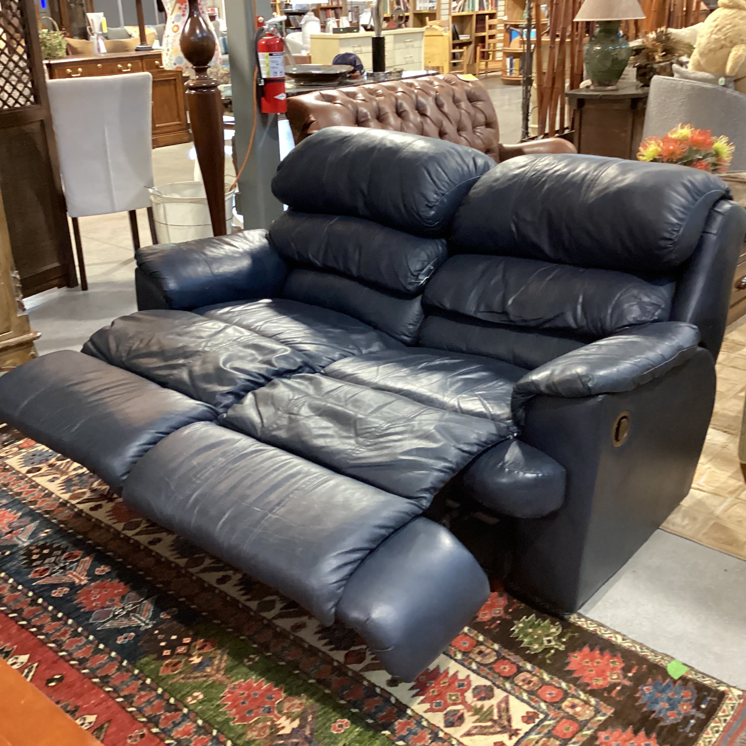 Navy Leather Double Recliner Loveseat Sofa 64"x 40"x 37"