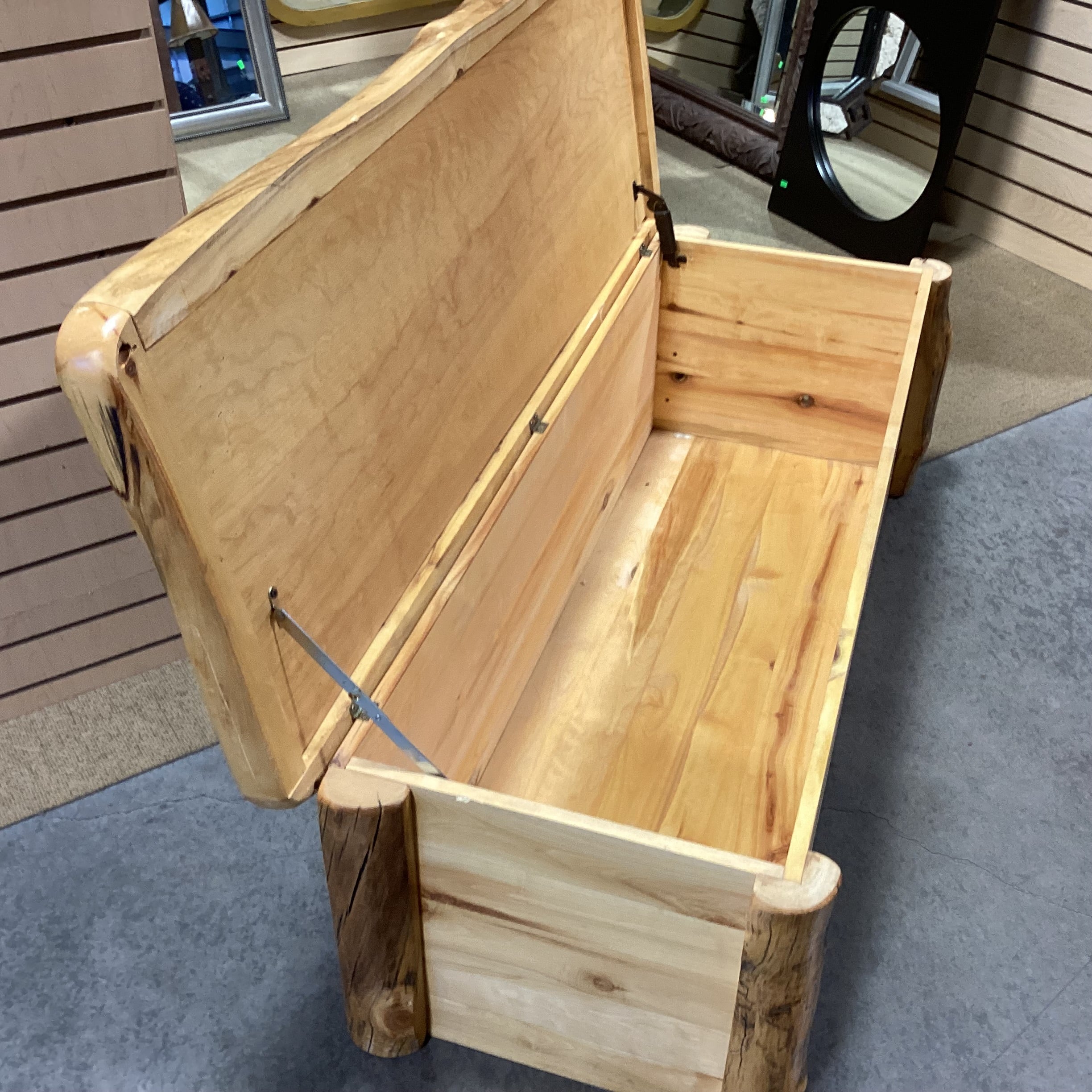 Honey Finish Log Trunk 51"x 20"x 17"