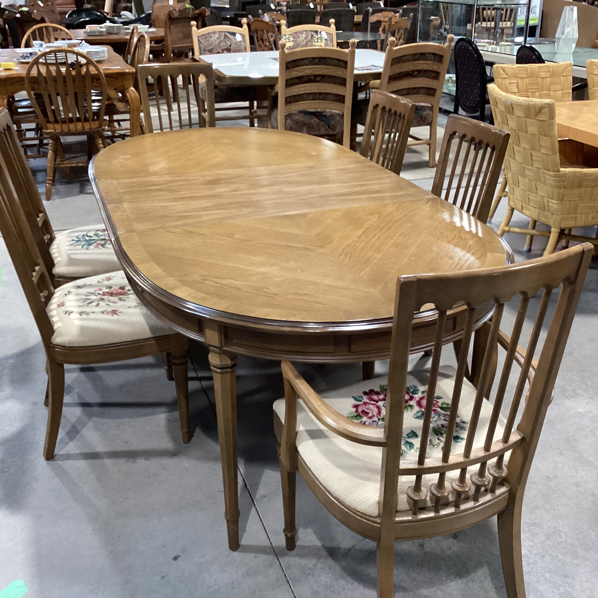 Vintage Drexel Carved Wood & Veneer 3 Leaf Table with 6 Needlepoint Chairs Dining Set 64" to 100"x 44"x 29.5"