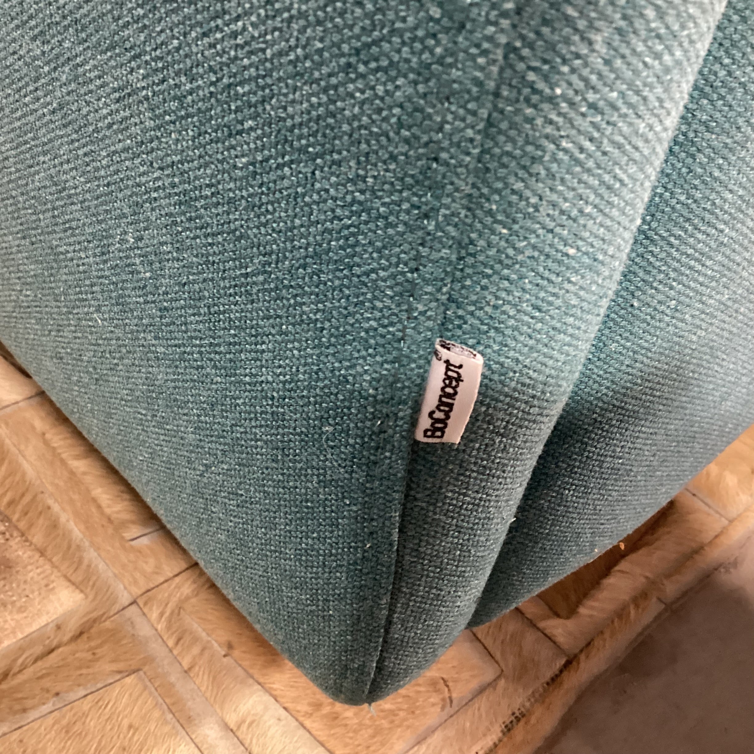 BoConcept Osaka Teal Sofa 95"x 34"x 24"