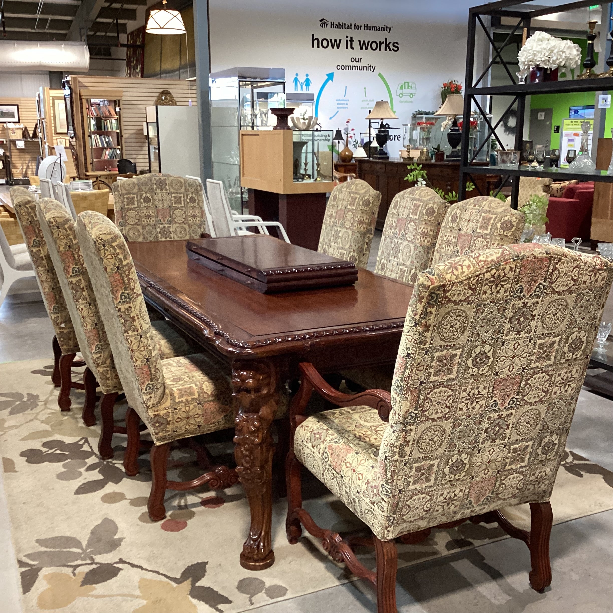 White Rose Ornate Carved Lionshead 2 Leaves Table with 8 Chairs Dining Set 102" to 138"x 48"x 31.5"