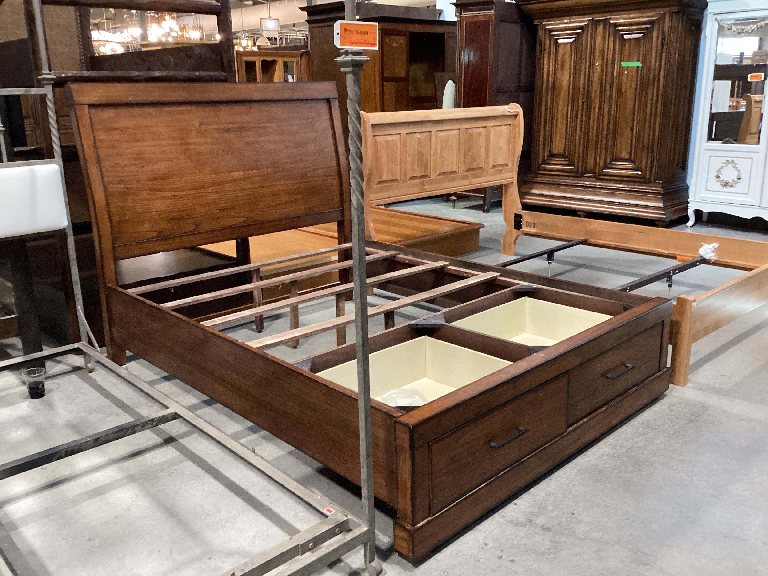 Queen Aspen Home Wood Laminate Bed Set with 2 Drawer Storage 64"x 91.5"x 56"