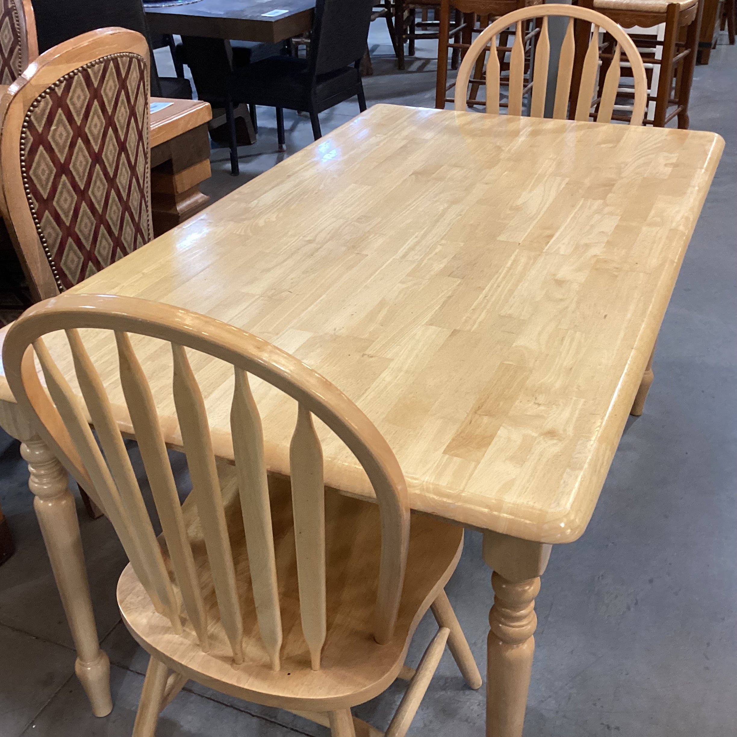 Honey Oak Table With 2 Chairs Dining Set 59.5"x 35.5"x 29.5"
