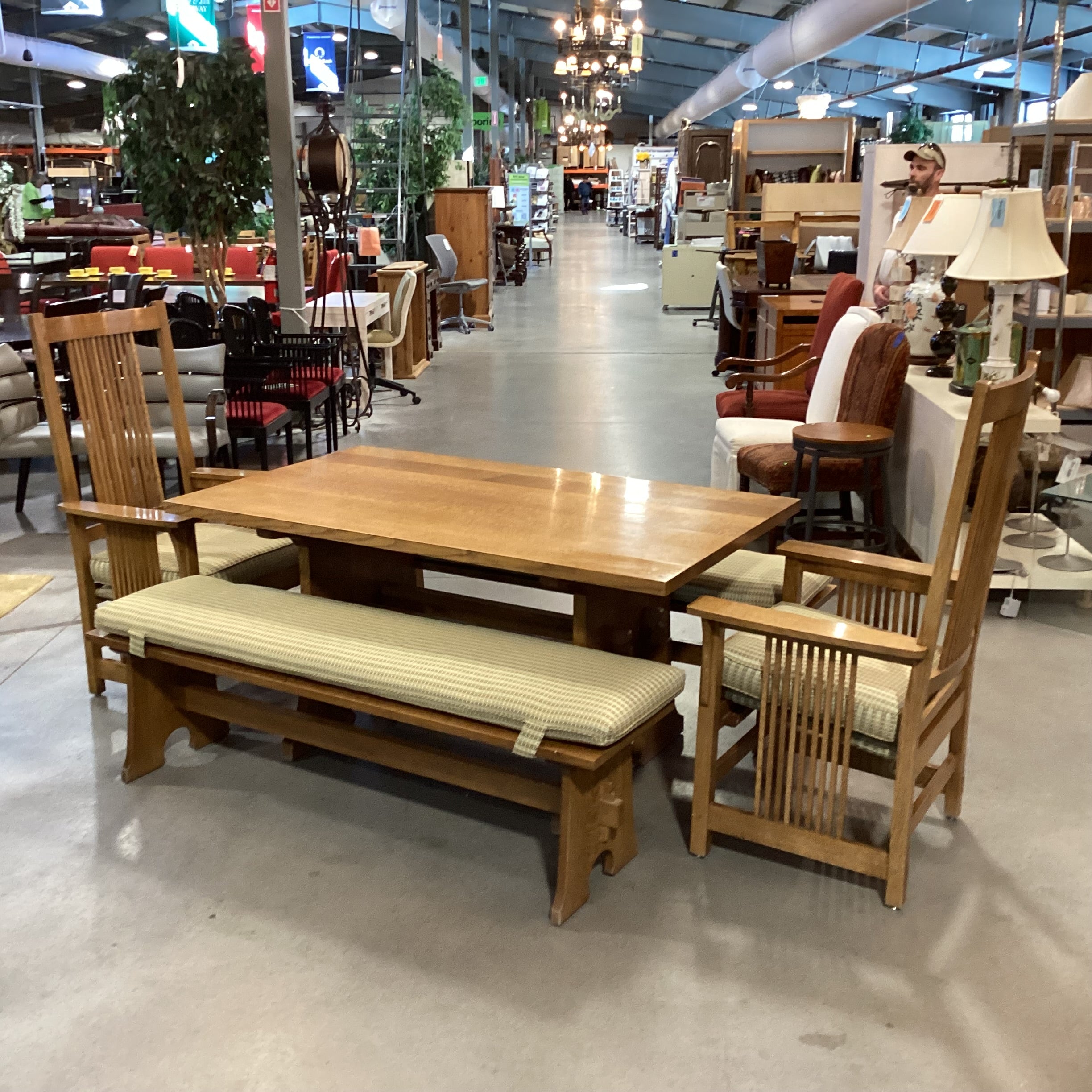 Stickley Mission Oak Table with 2 Arm Chairs & 2 Benches Dining Set 62"x 36"x 30"