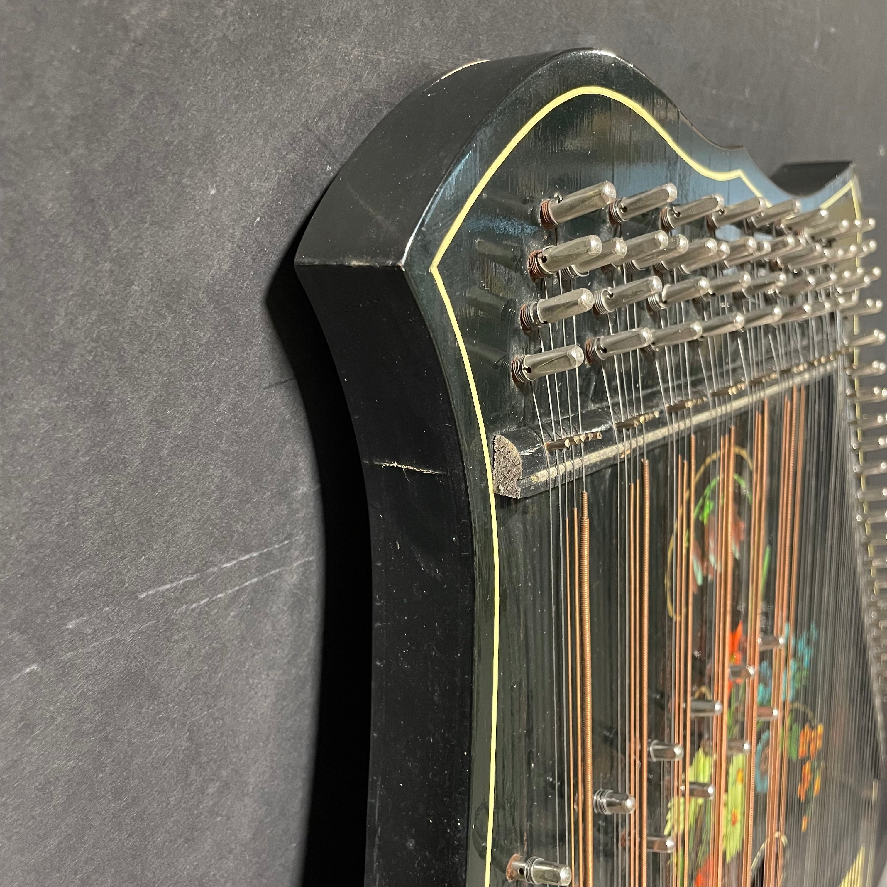 Vintage Jubeltone Konzert Zither Lap Harp 18" x 22"