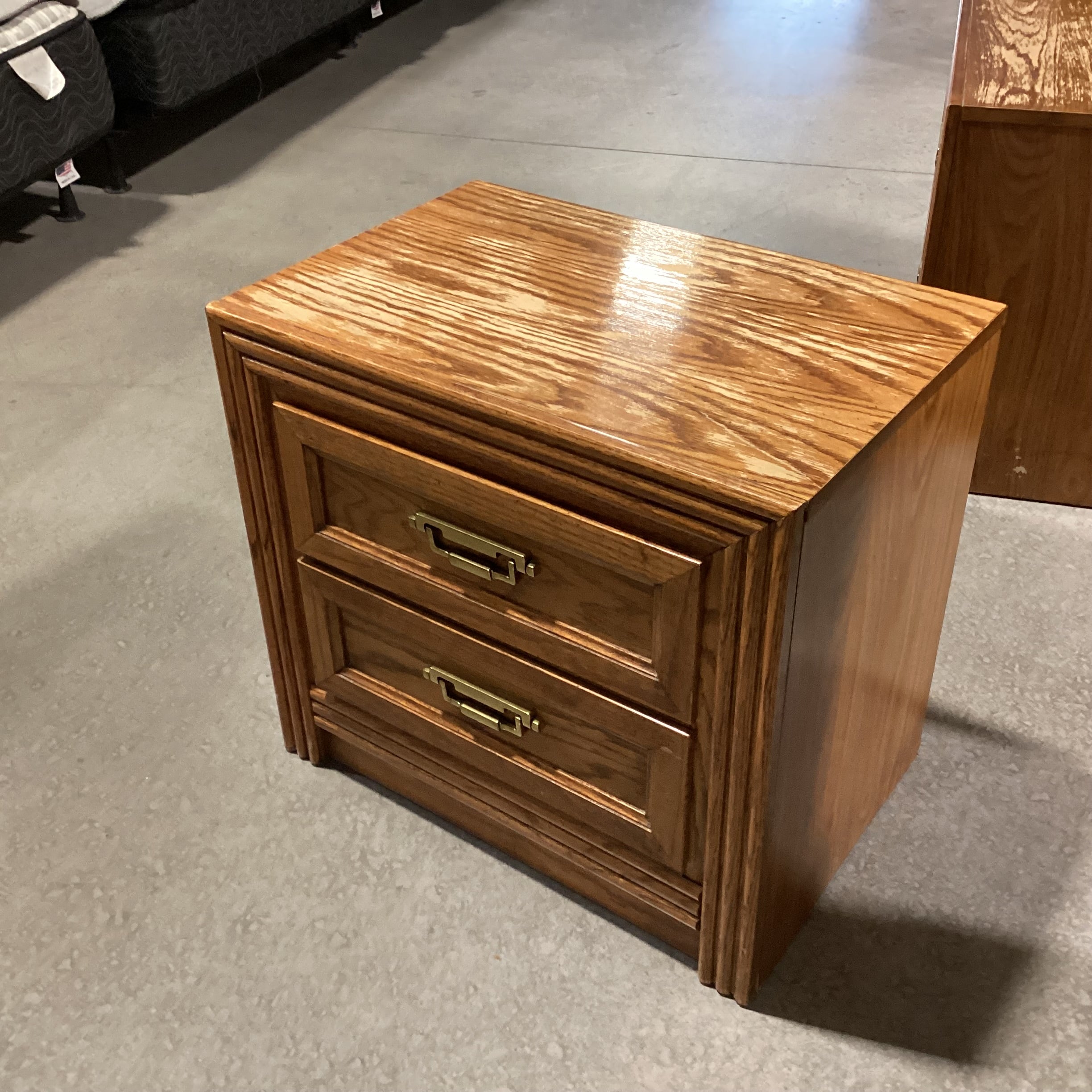 Lenoir House Finished Oak 2 Drawer Nightstand 24"x 16"x 22"