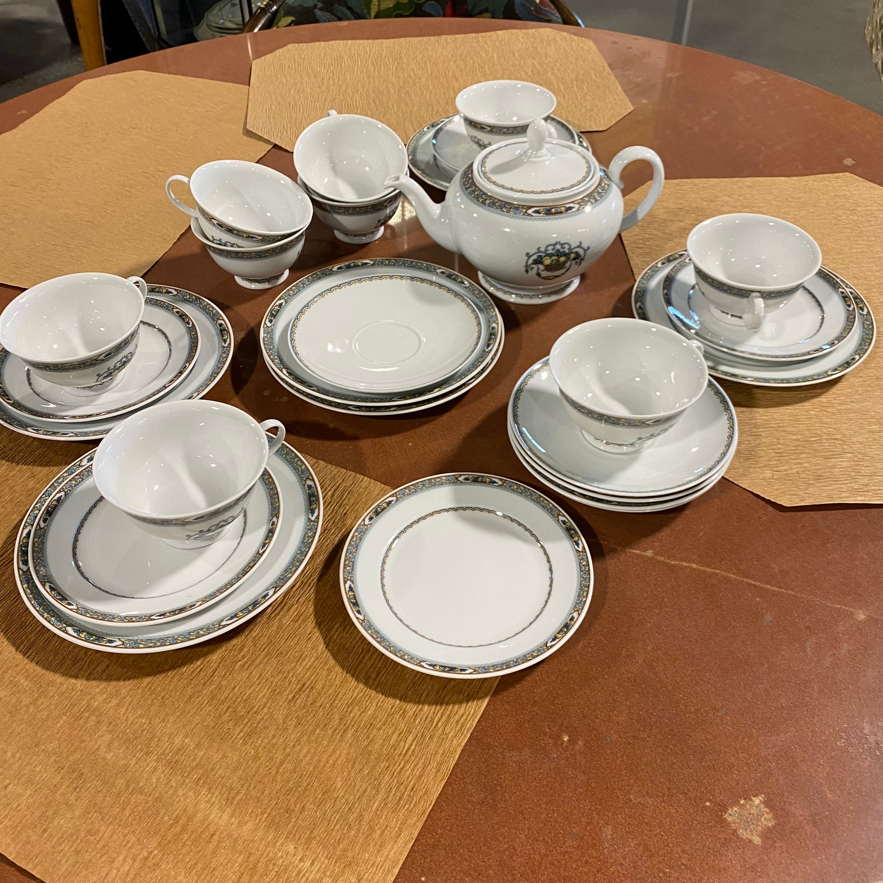 Vintage Rosenthal Paradise Garden 28 pcs. China Set