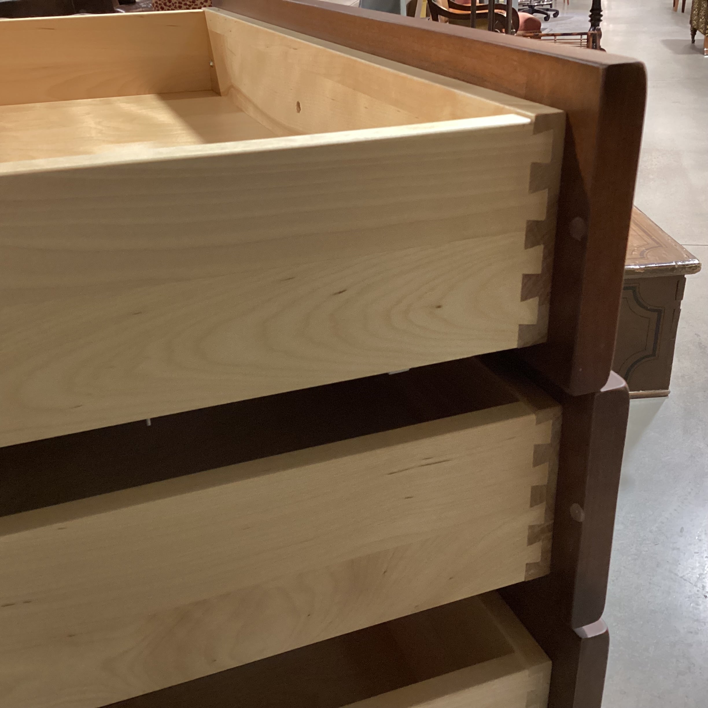 Custom Crafted Solid Finished Wood 5 Softclose Drawer Chest Dresser 34"x 25"x 48"