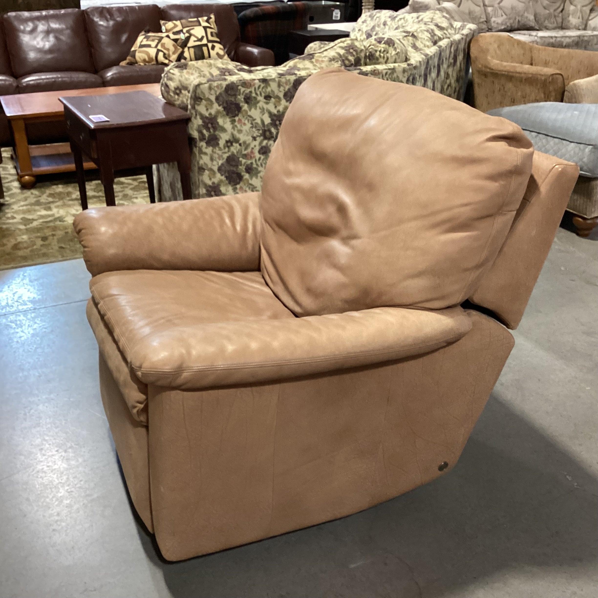 American Leather Furniture Tan Butter Like Leather Oversized Swivel Recliner Chair 40"x 38"x 31"