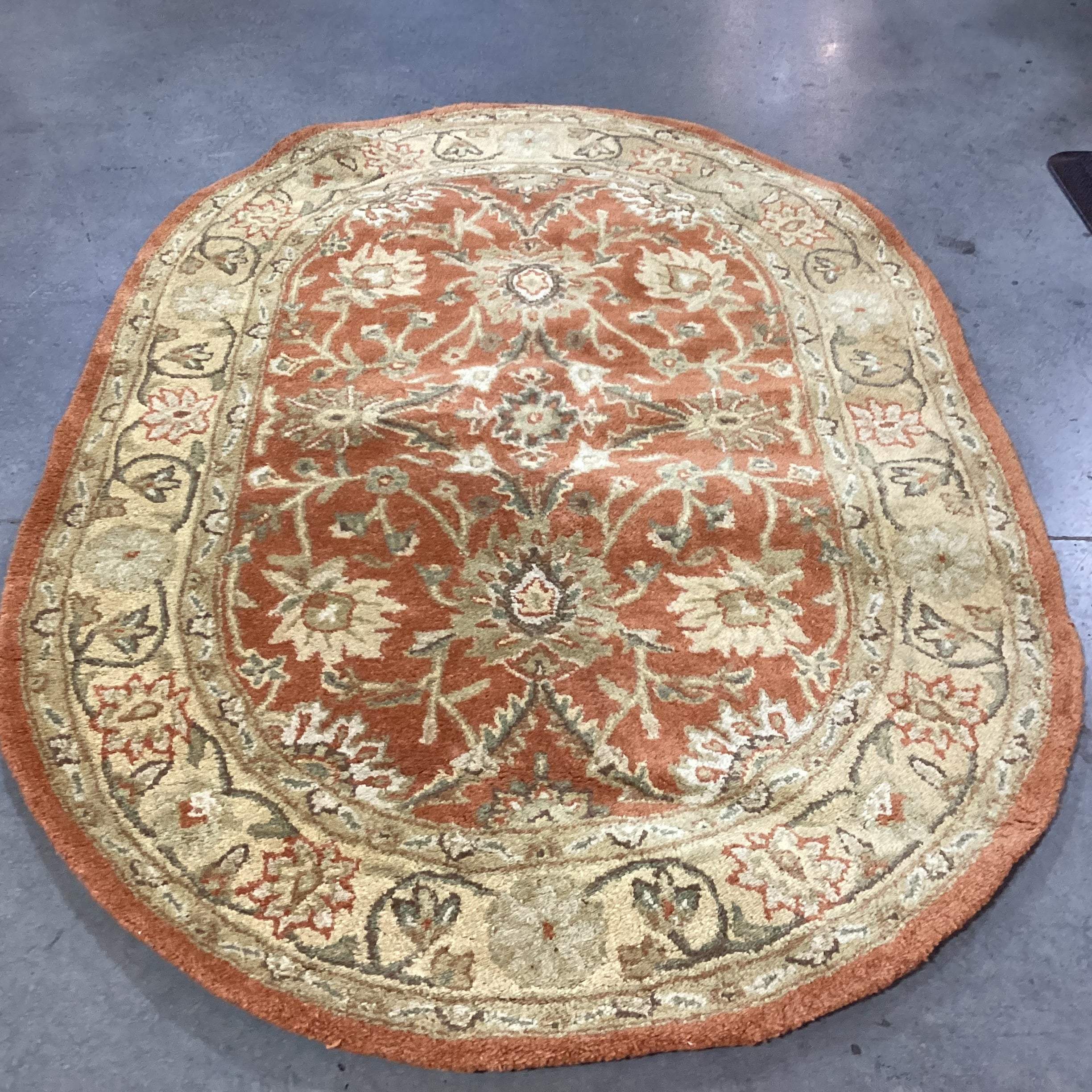 Safavieh Antiquity Rust Gold Oval Wool Pile Rug 4'6"x 6'6"