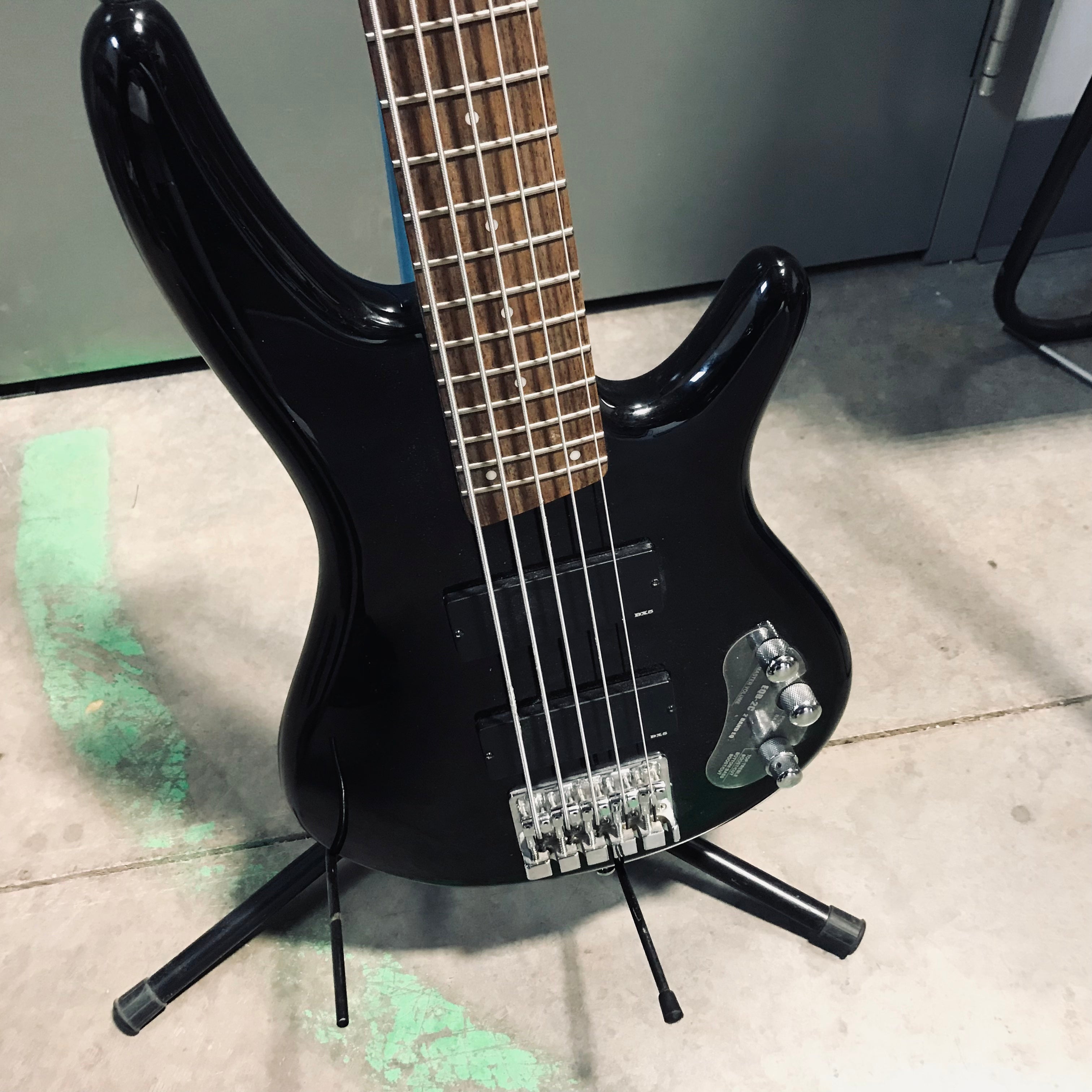 SDGR SR305DX Black 5 String Bass Guitar