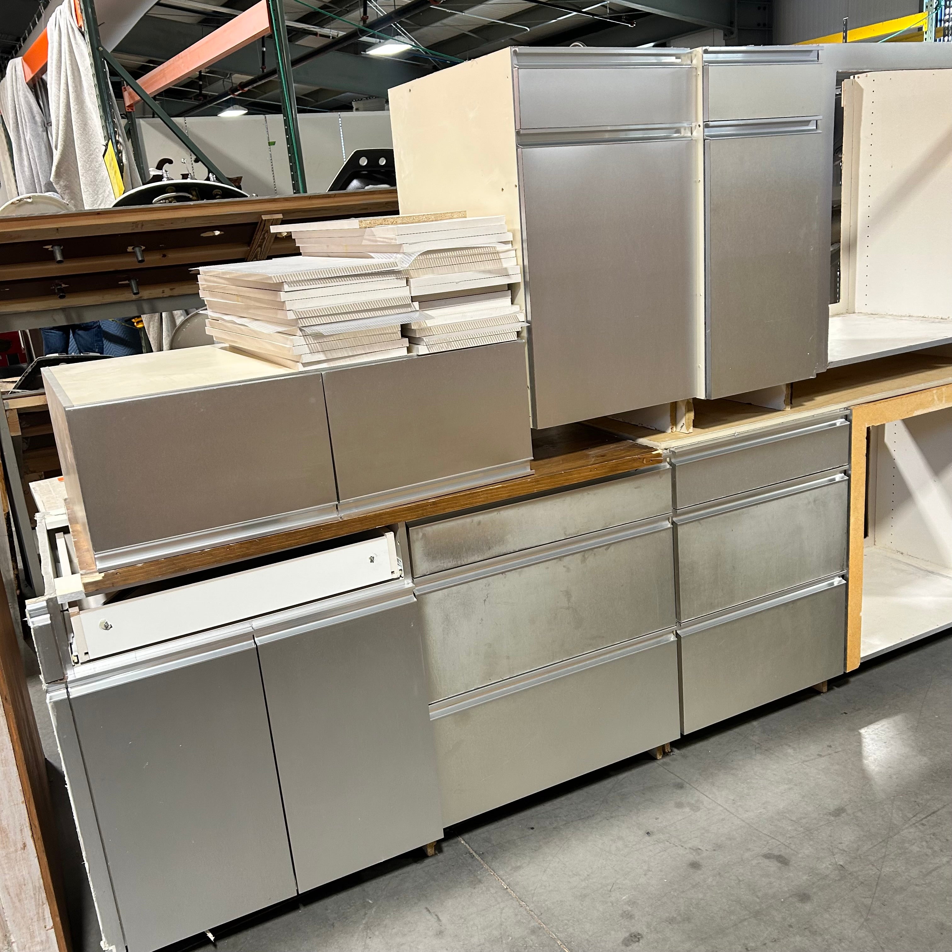 Stainless Metal Vaneer Cabinet Set with Metal Hardware 12 Bottoms / 7 Uppers / 2 Standing Pantry Cabinets
